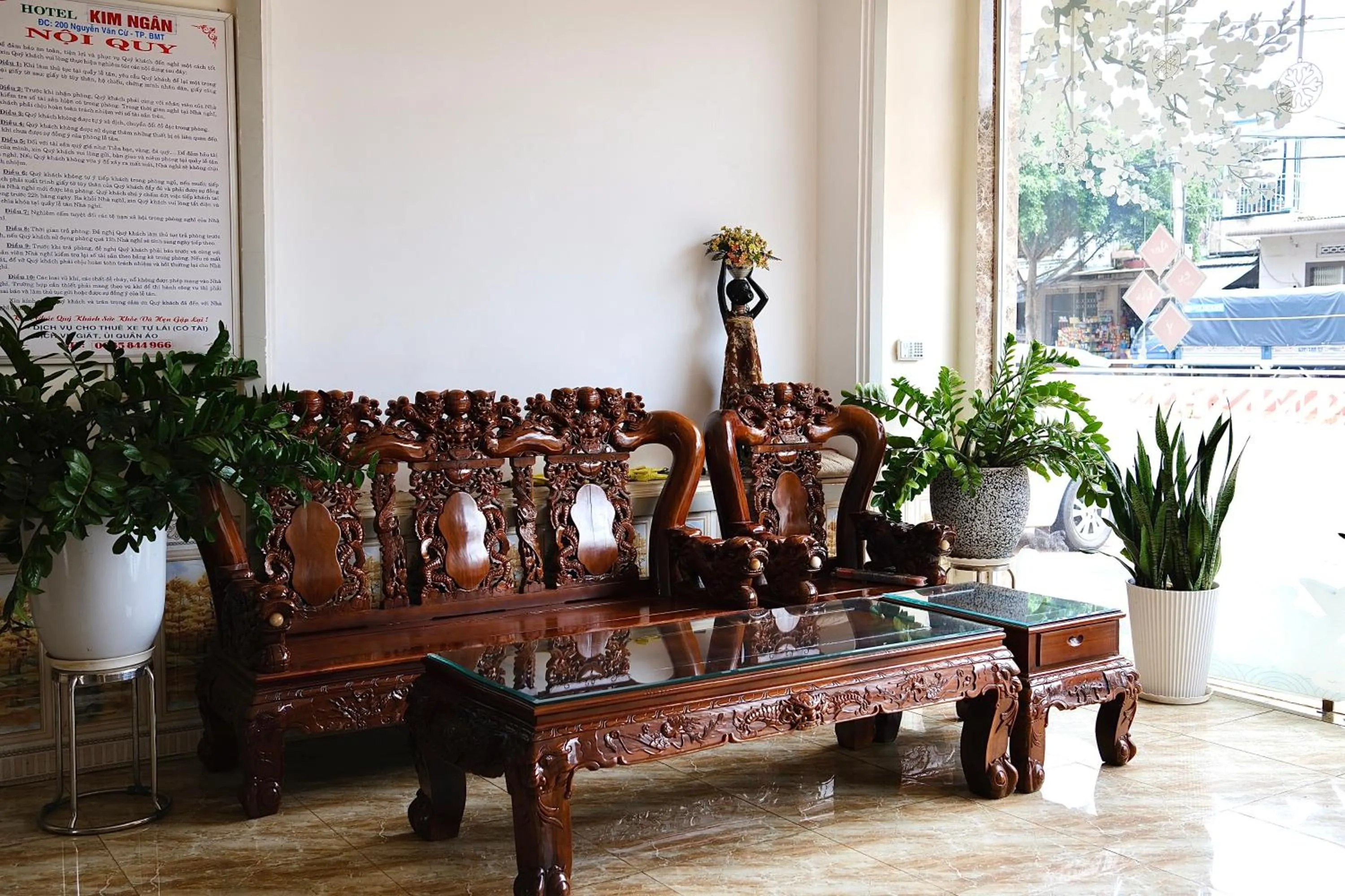 Living room in Kim Ngân Hotel Buôn Ma Thuột