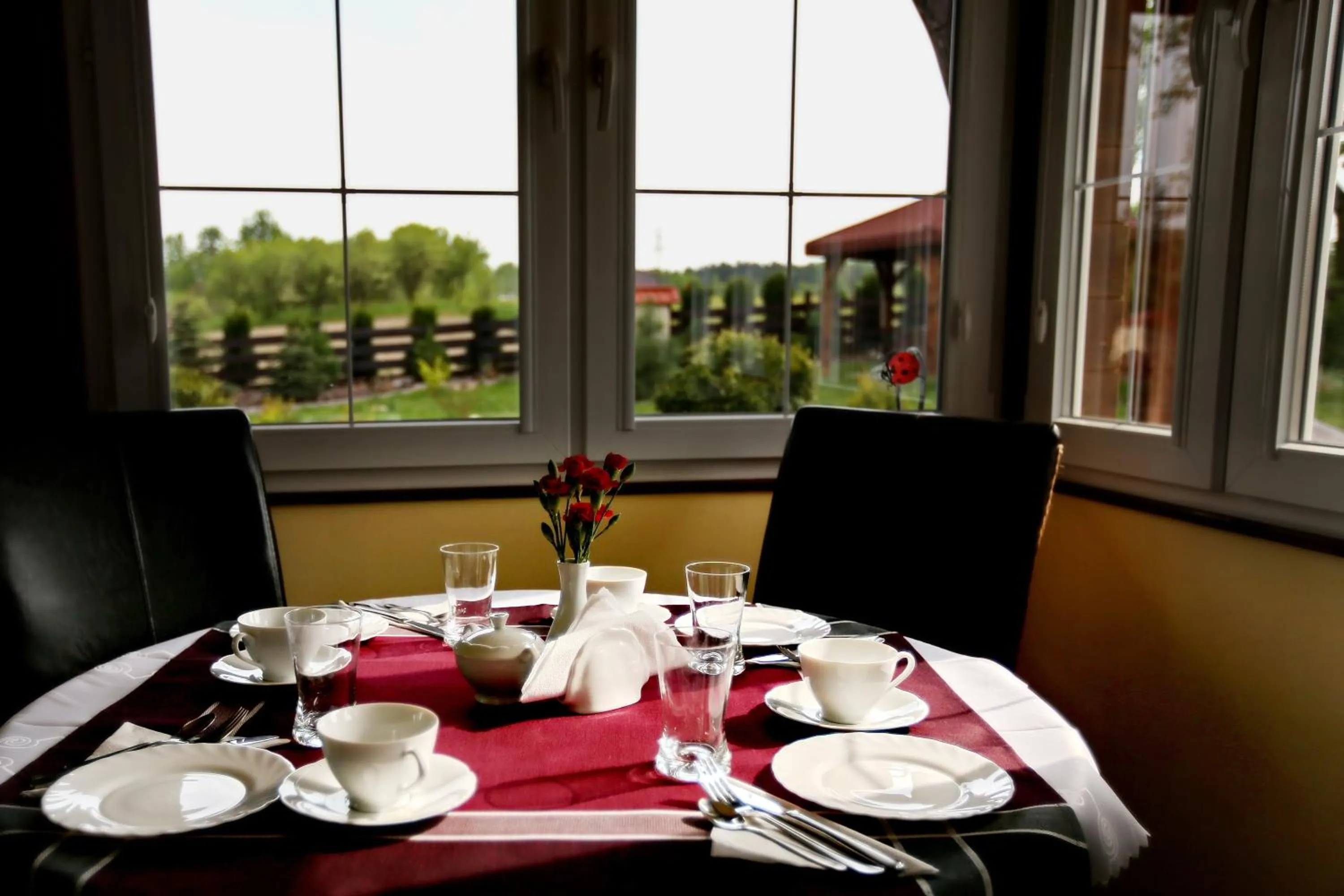 Restaurant/places to eat in Willa Kazimiera