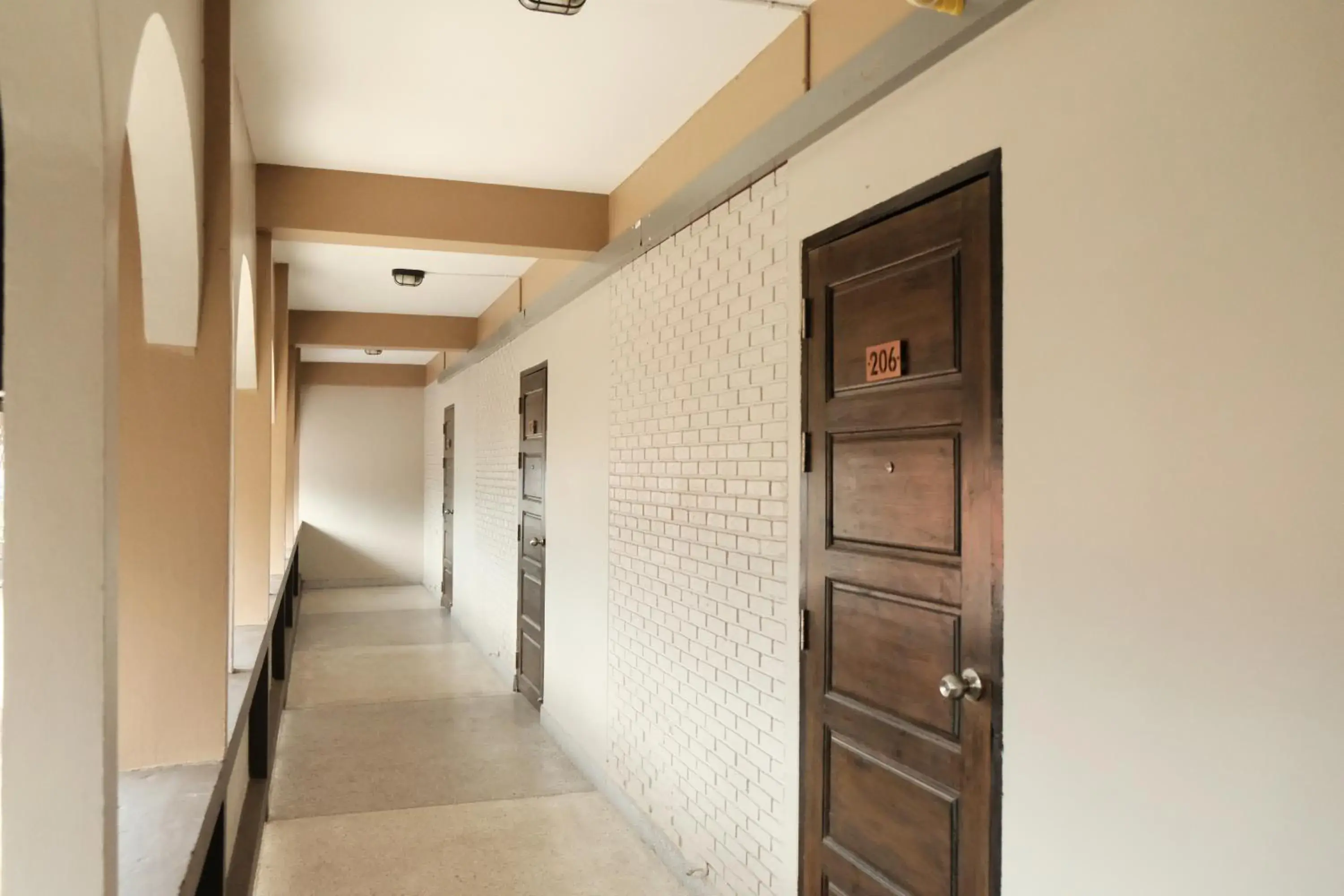 Property building in Puangpech Hotel Lampang Property building in Puangpech Hotel Lampang