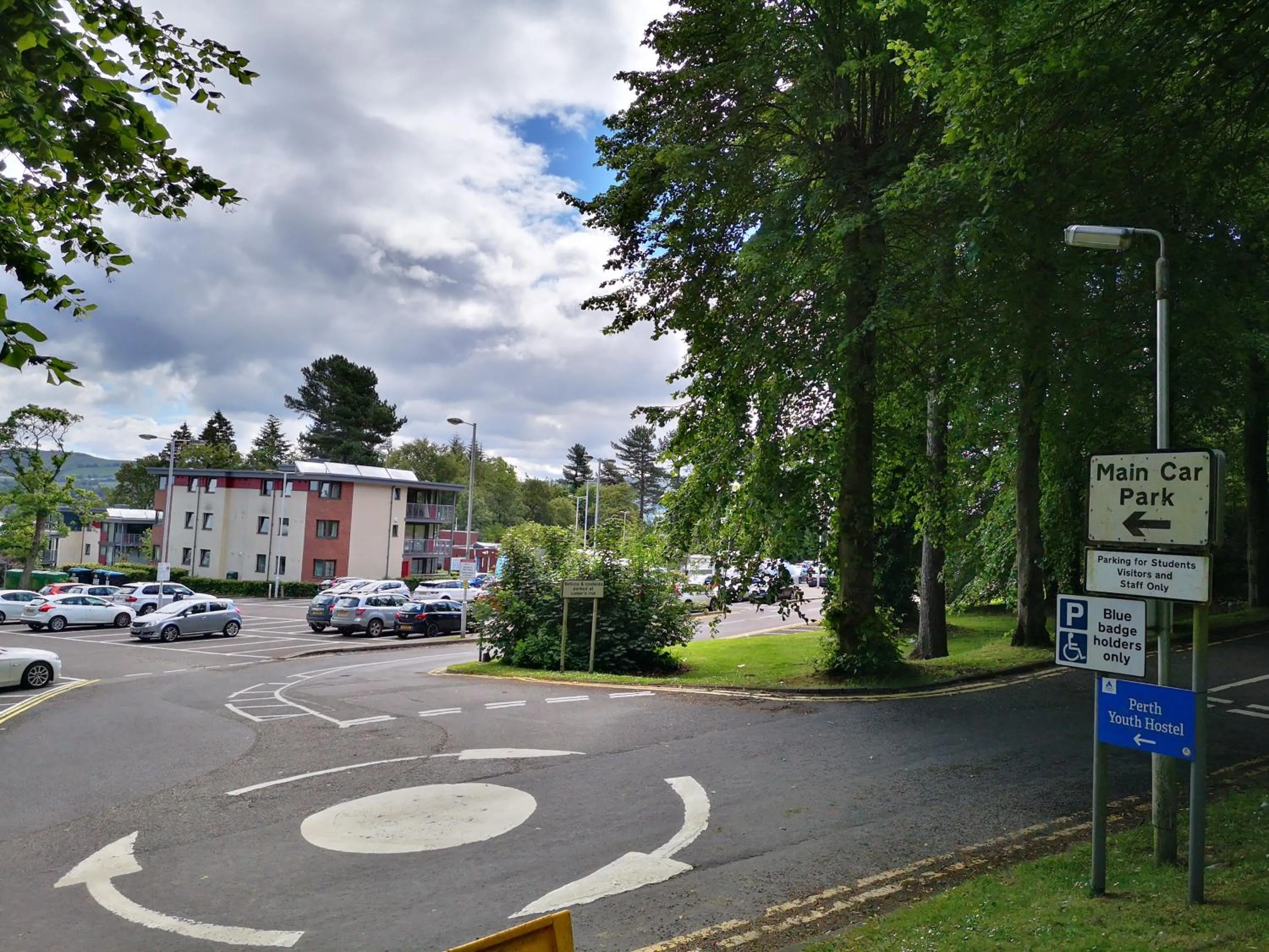 On site in Perth Youth Hostel and Apartments