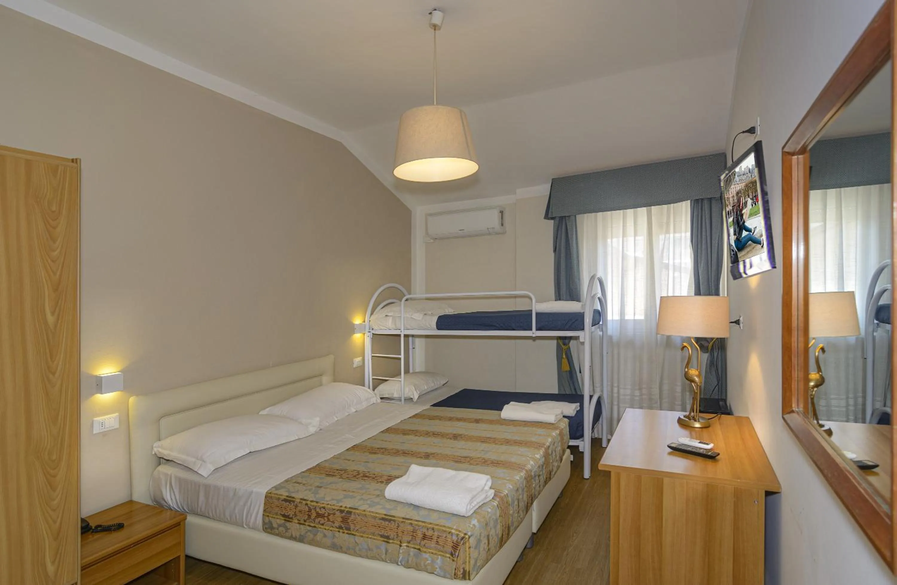 Photo of the whole room, Bed in Hotel La Pace