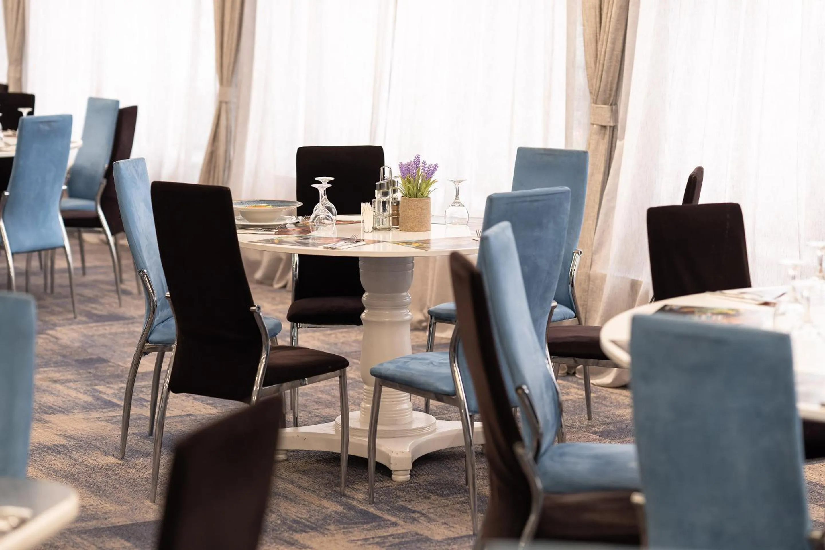 Restaurant/places to eat in MyContinental Suceava