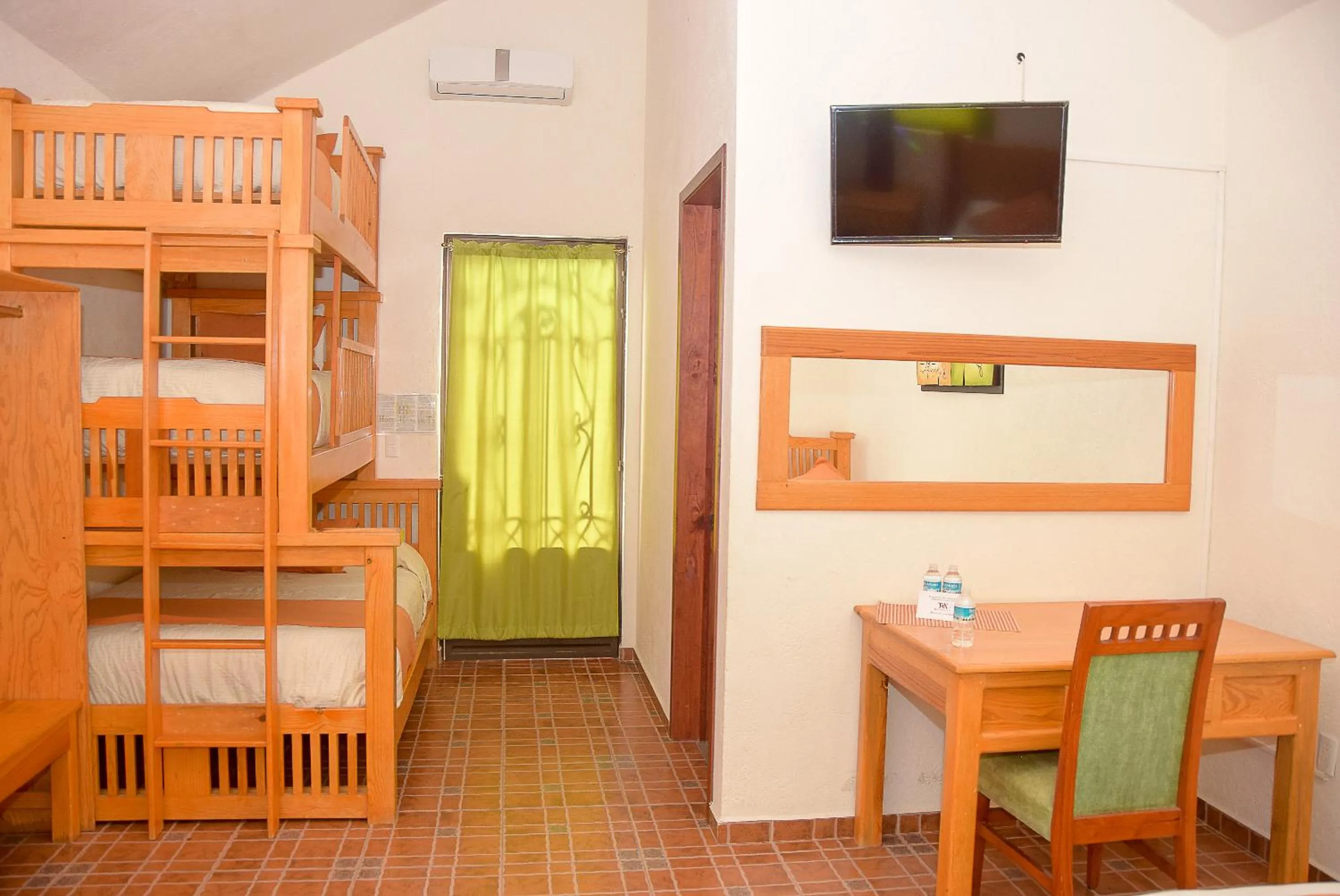 Family Suite in Hotel Real de TX