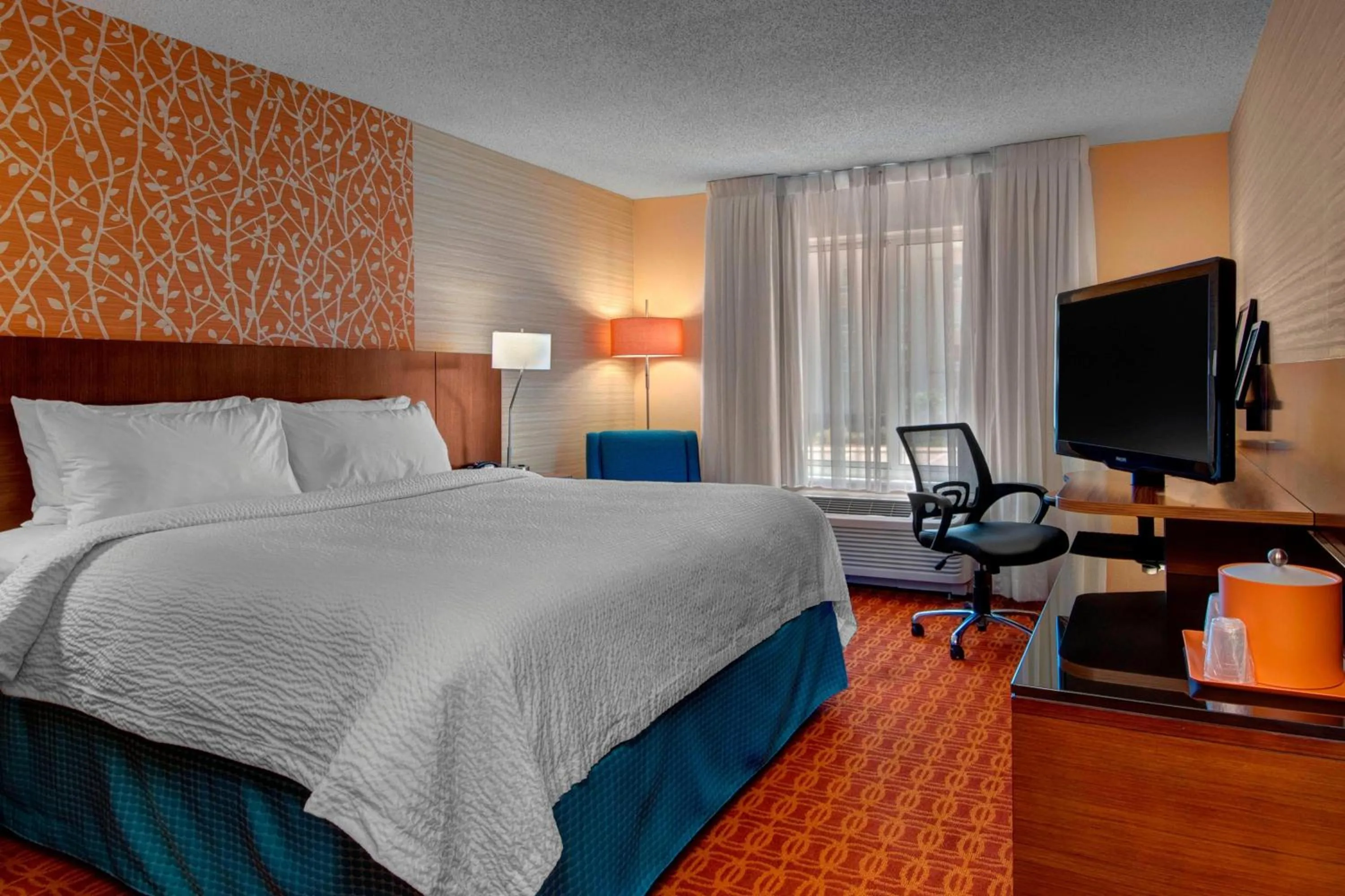 Photo of the whole room, Bed in Fairfield Inn & Suites by Marriott Fort Worth I-30 West Near NAS JRB