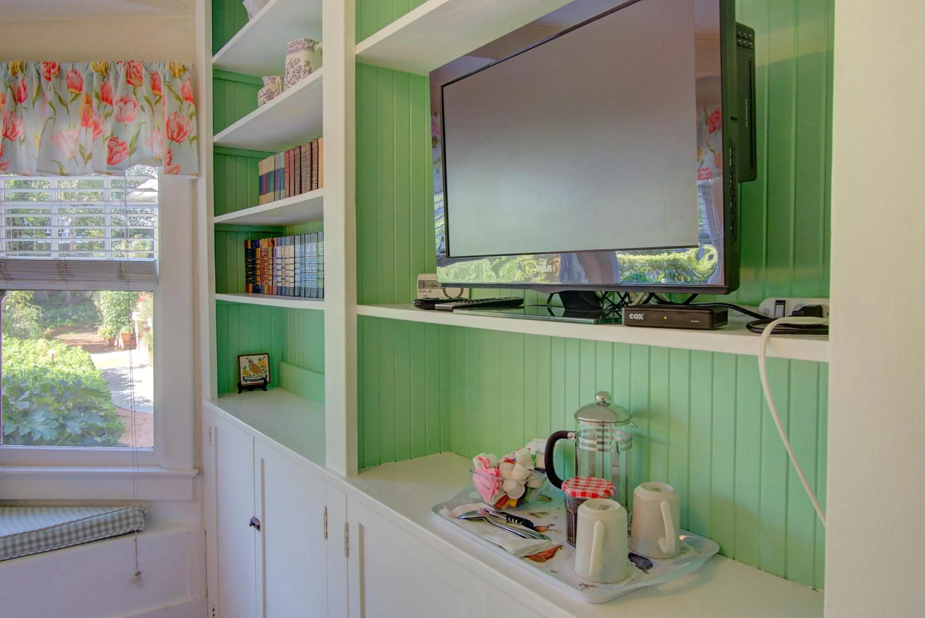 Decorative detail in Secret Garden Inn & Cottages