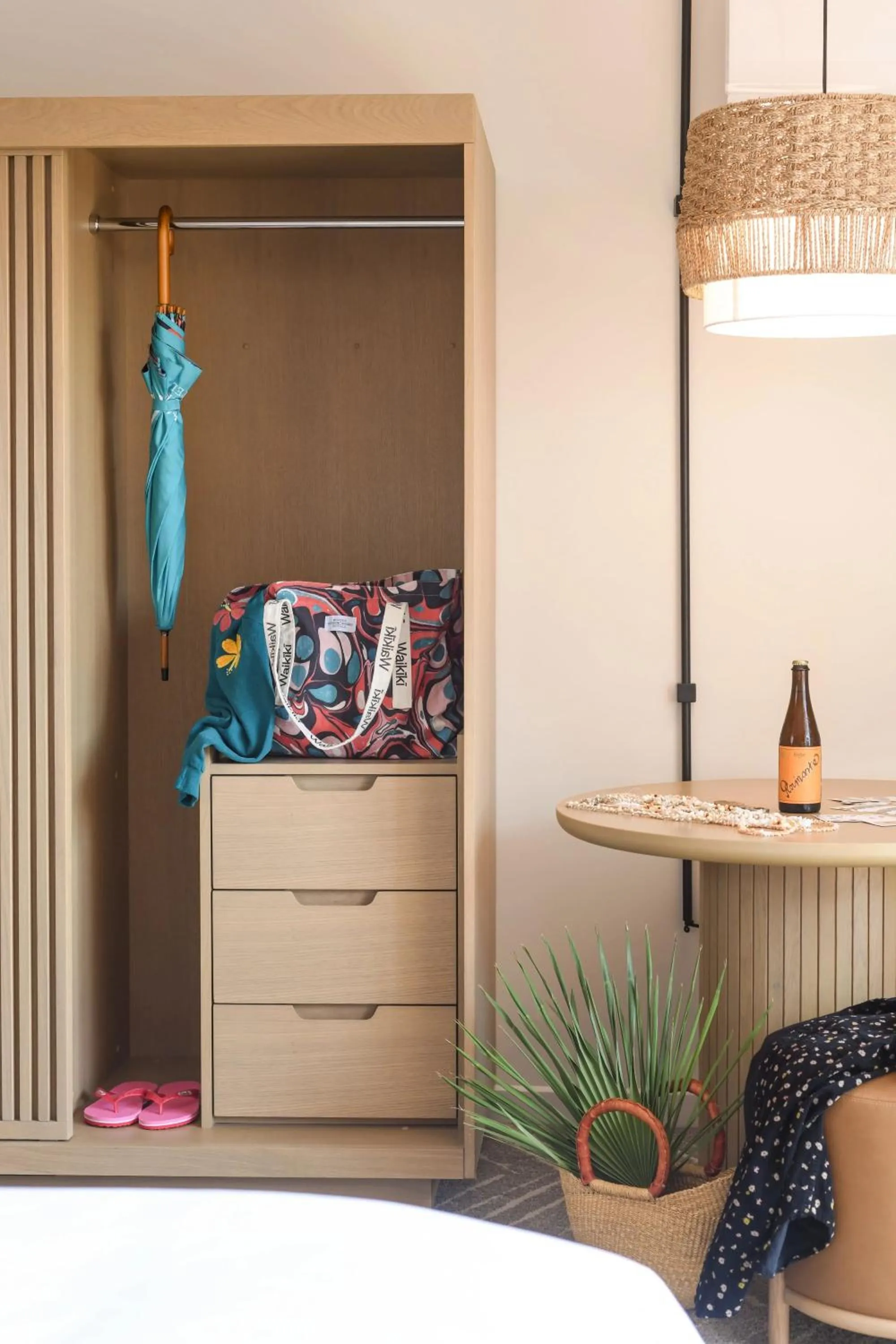 wardrobe, Bed in The Ambassador of Waikiki, Tapestry Collection by Hilton