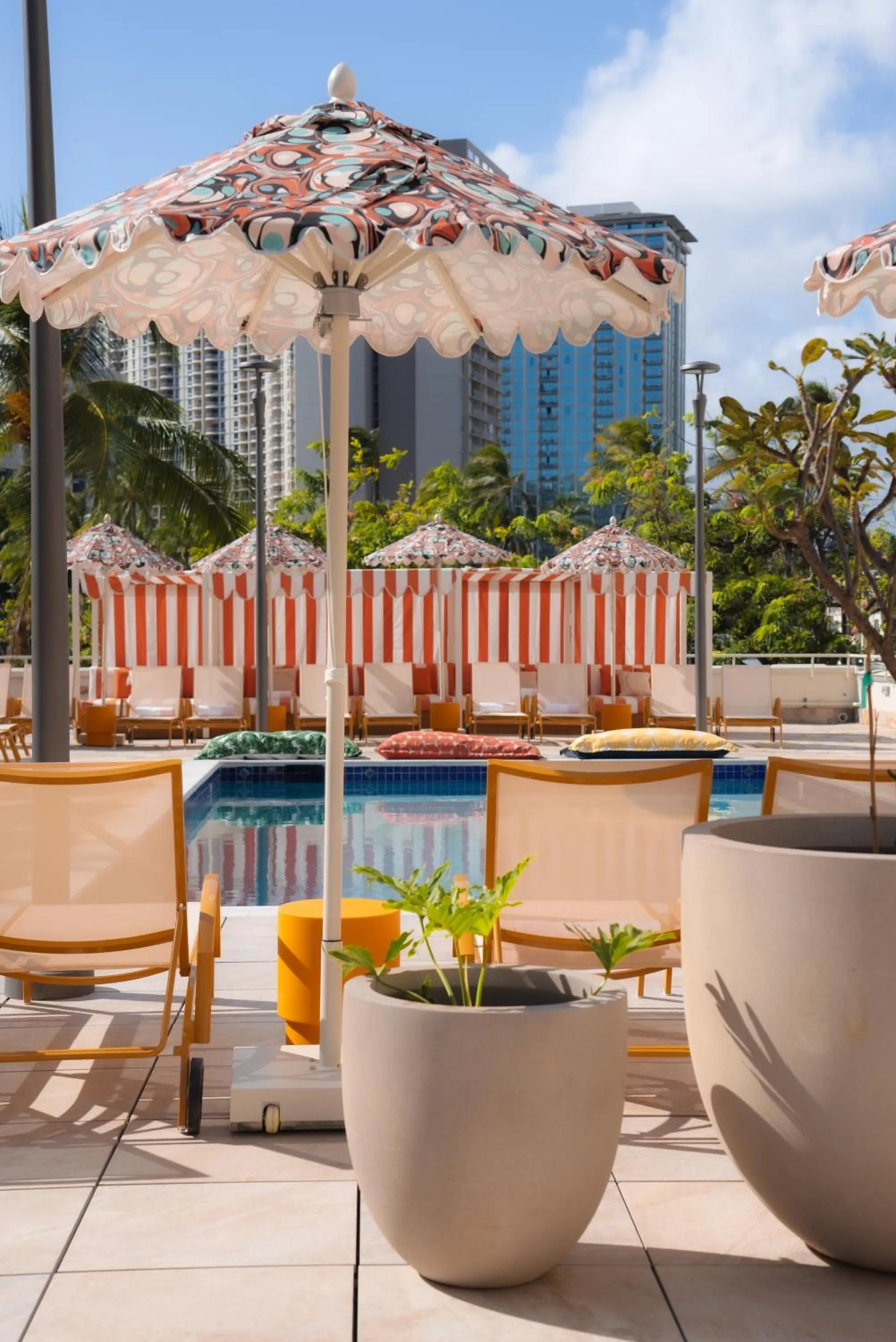 Swimming pool in The Ambassador of Waikiki, Tapestry Collection by Hilton