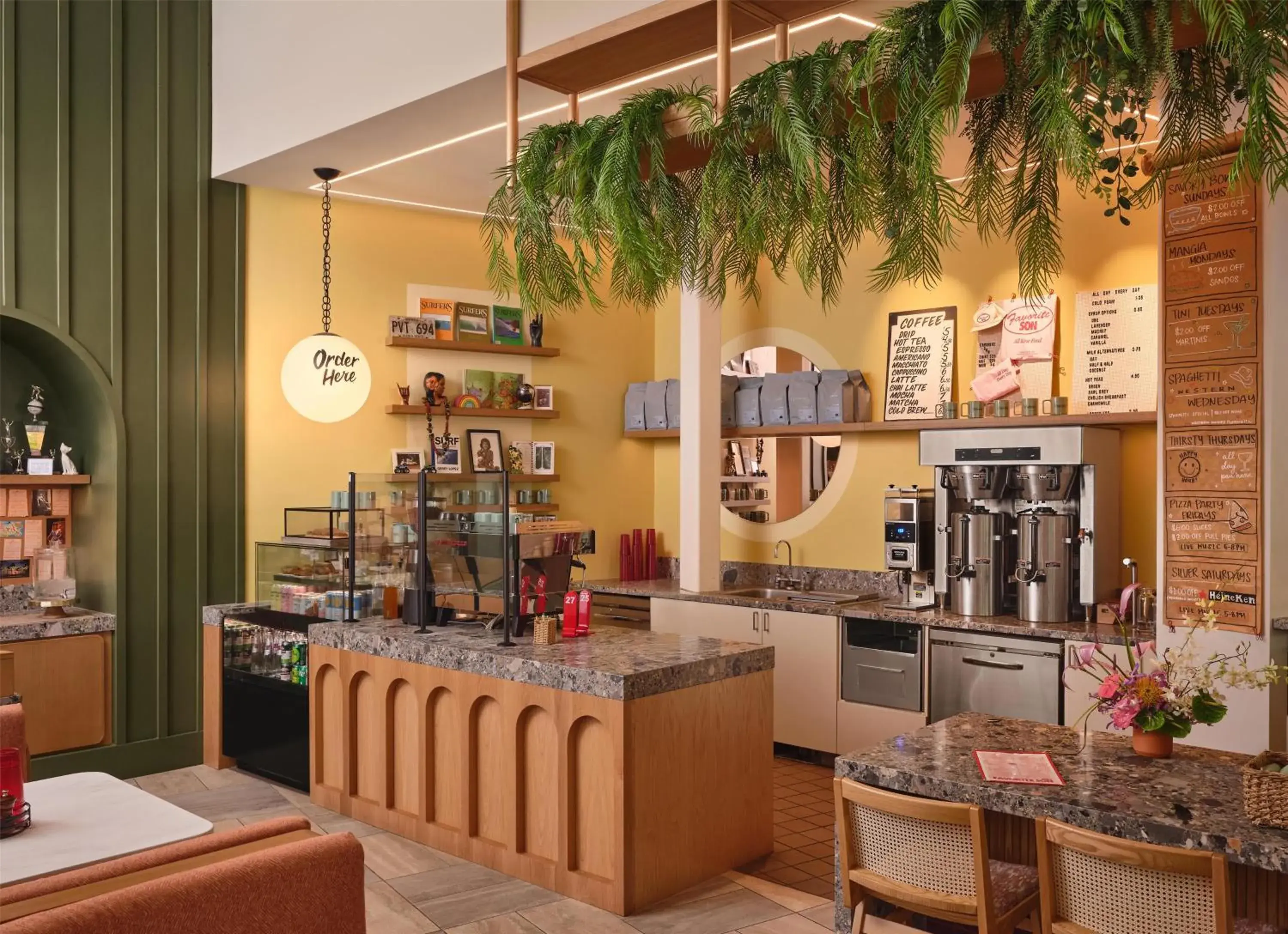 Restaurant/places to eat in The Ambassador of Waikiki, Tapestry Collection by Hilton Restaurant/places to eat in The Ambassador of Waikiki, Tapestry Collection by Hilton