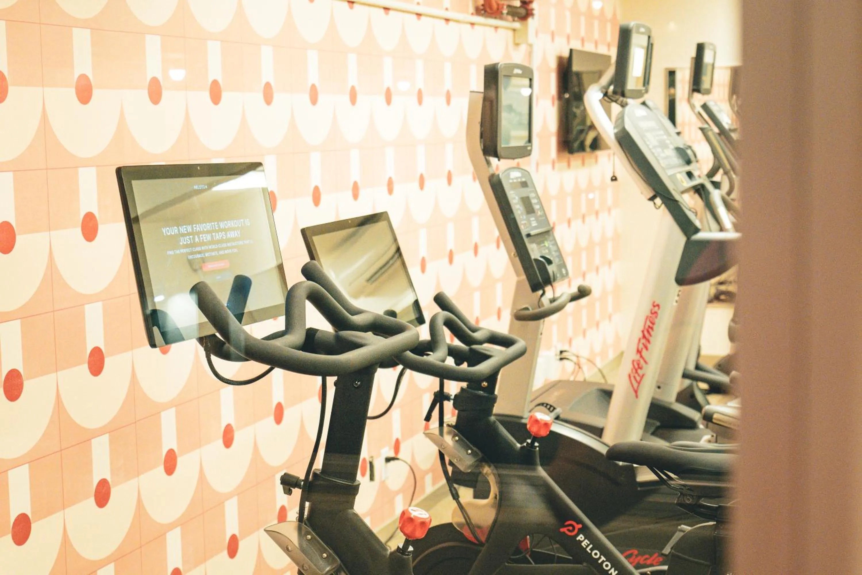 Fitness centre/facilities in The Ambassador of Waikiki, Tapestry Collection by Hilton