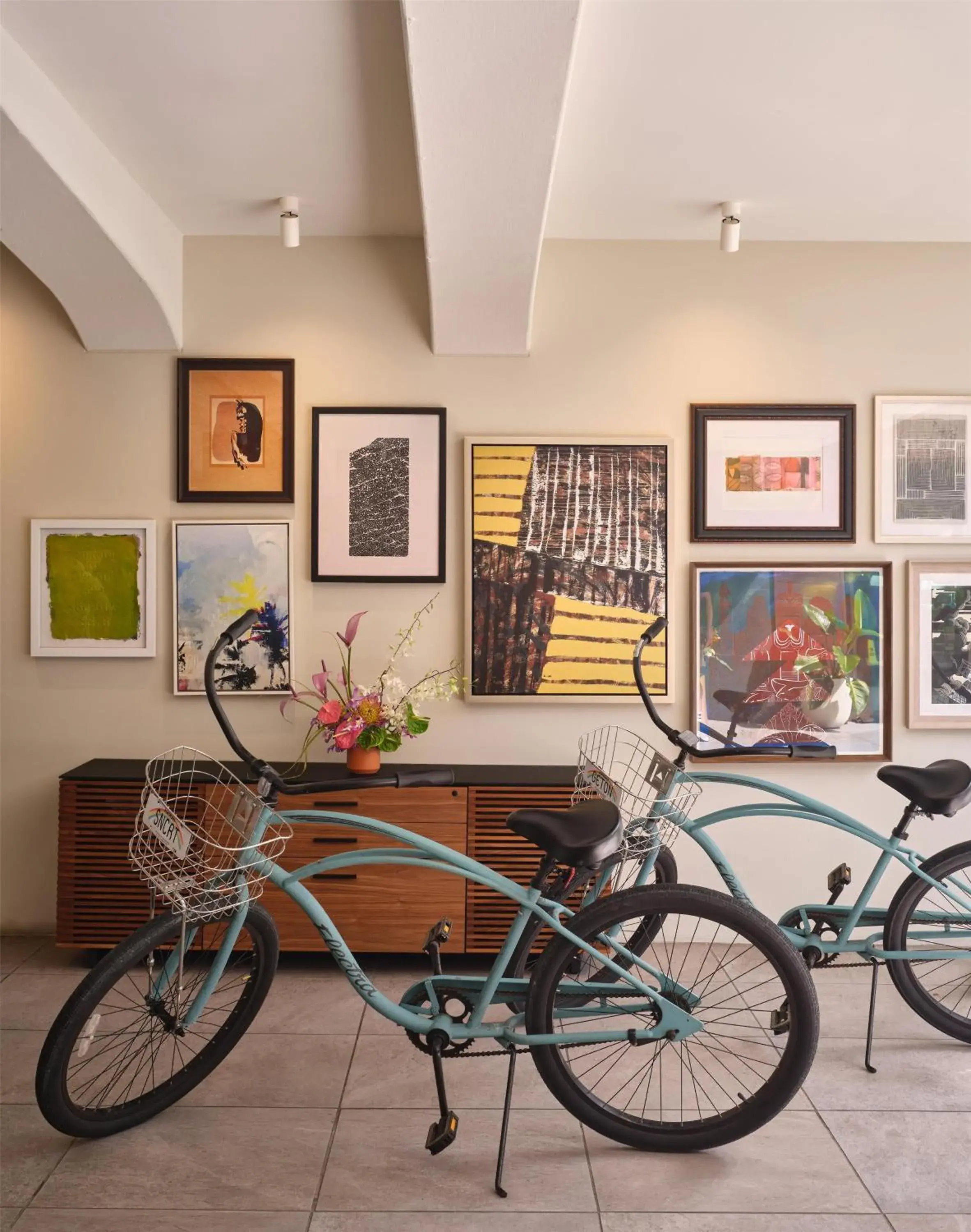 Lobby or reception in The Ambassador of Waikiki, Tapestry Collection by Hilton Lobby or reception in The Ambassador of Waikiki, Tapestry Collection by Hilton