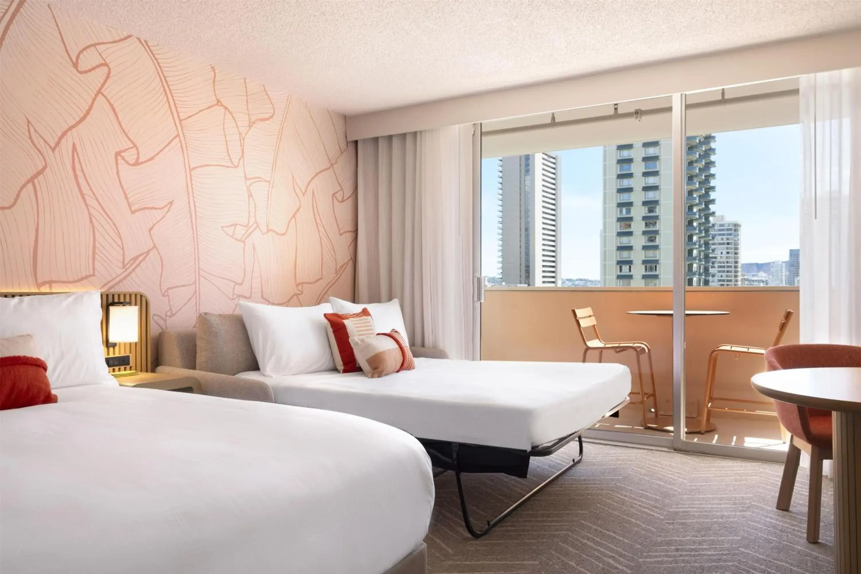 King Room with Sofa Bed - Non-Smoking in Romer Waikiki at The Ambassador King Room with Sofa Bed - Non-Smoking in Romer Waikiki at The Ambassador