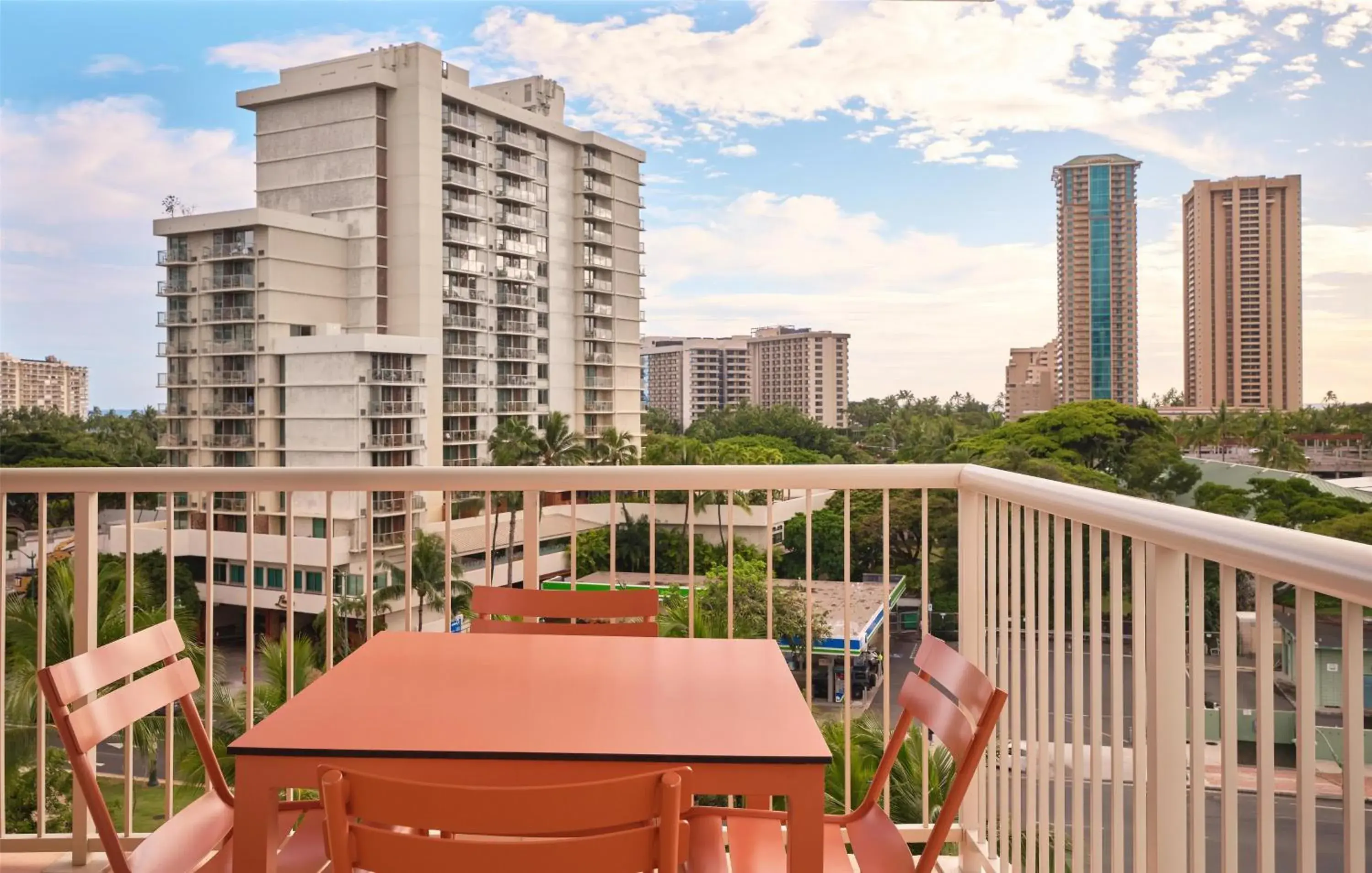 Bed in The Ambassador of Waikiki, Tapestry Collection by Hilton Bed in The Ambassador of Waikiki, Tapestry Collection by Hilton