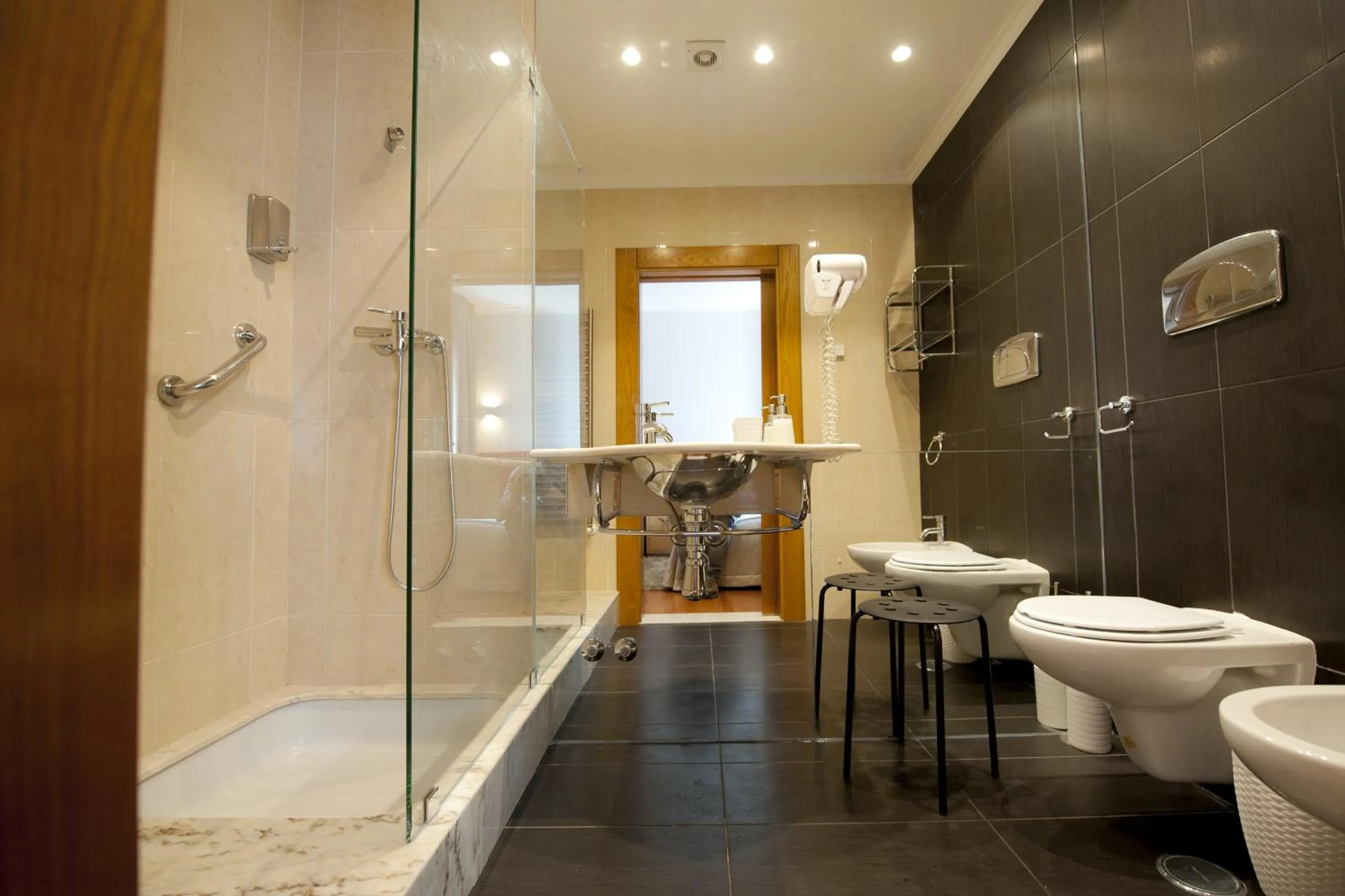 Shower in Hotel Casa da Nora