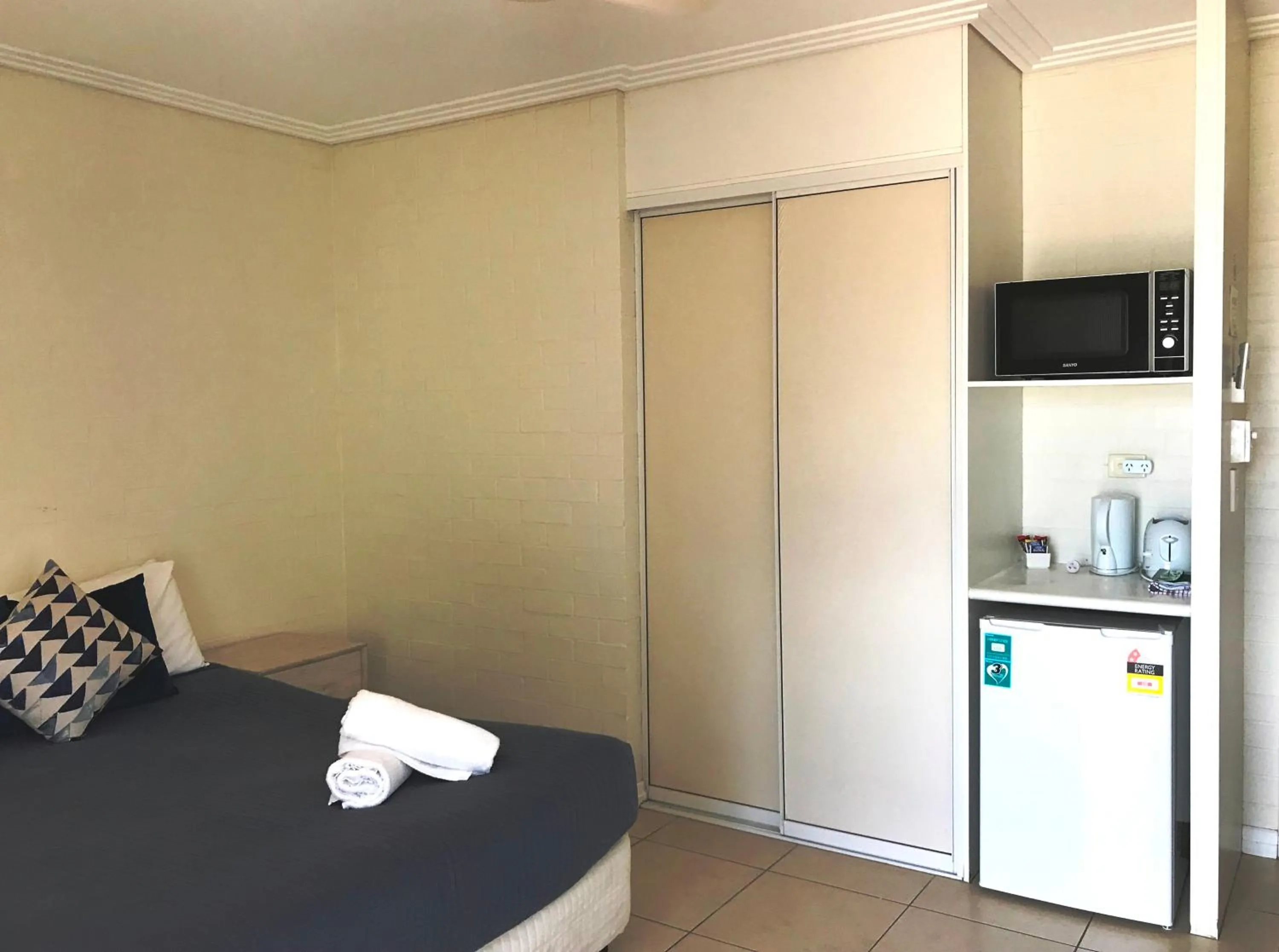 Bed in Bargara Shoreline Apartments