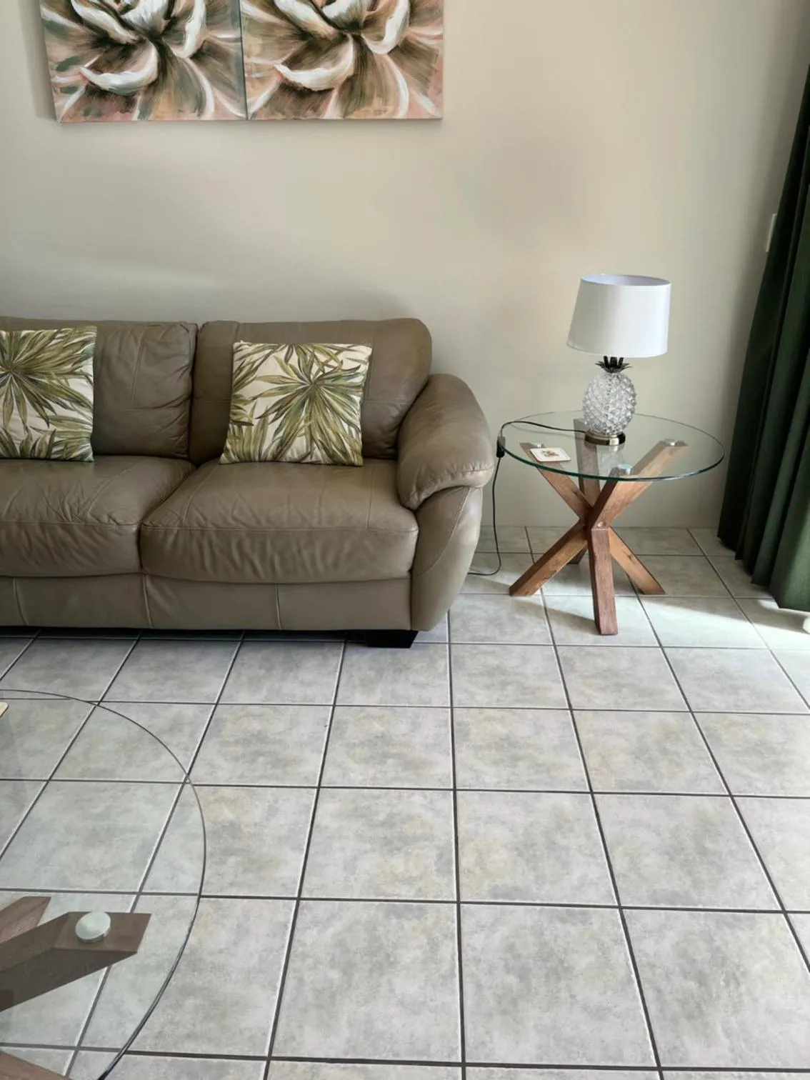 Lounge or bar in Sea Mist Palms