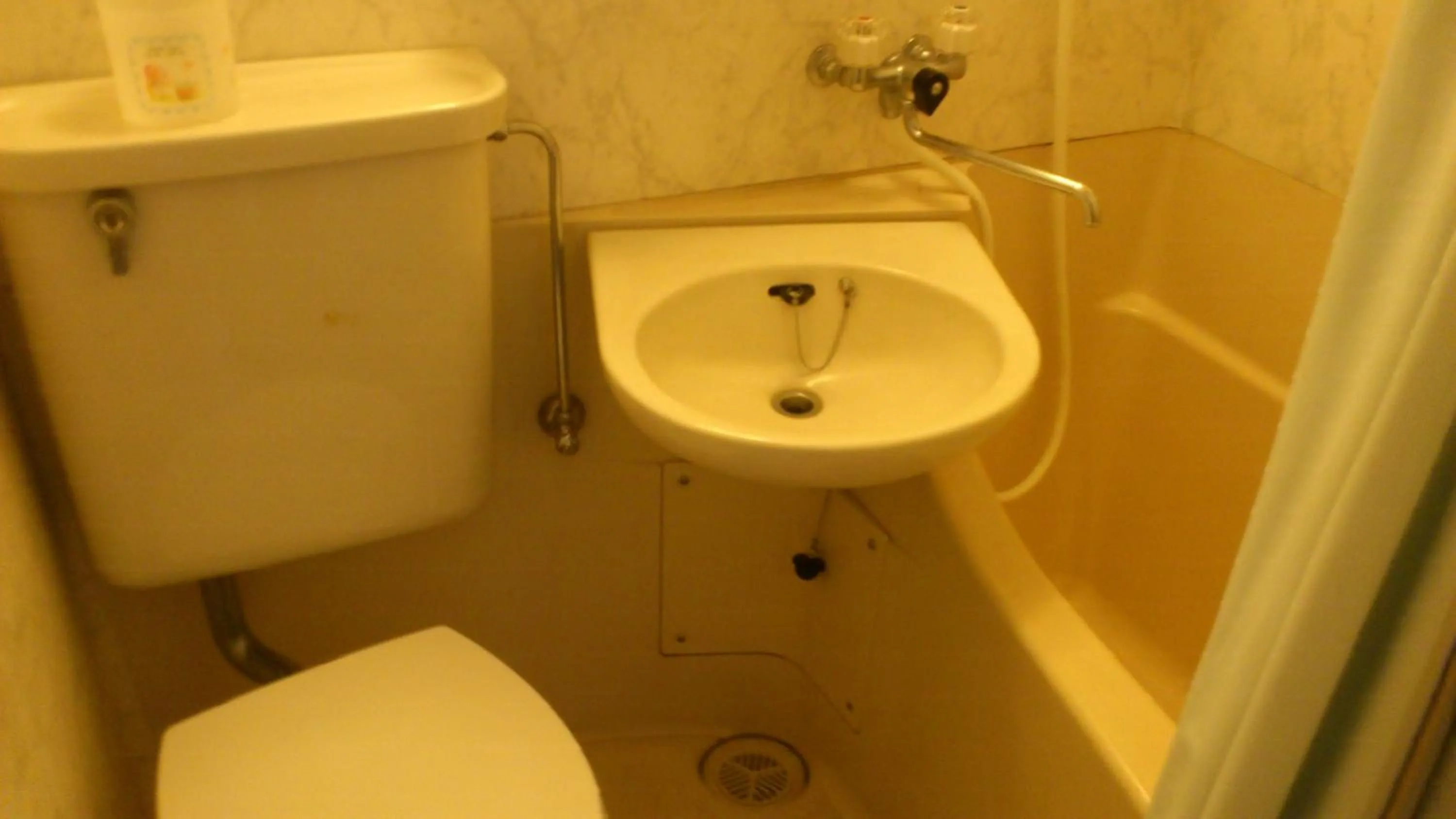 Photo of the whole room in Business Hotel Motonakano