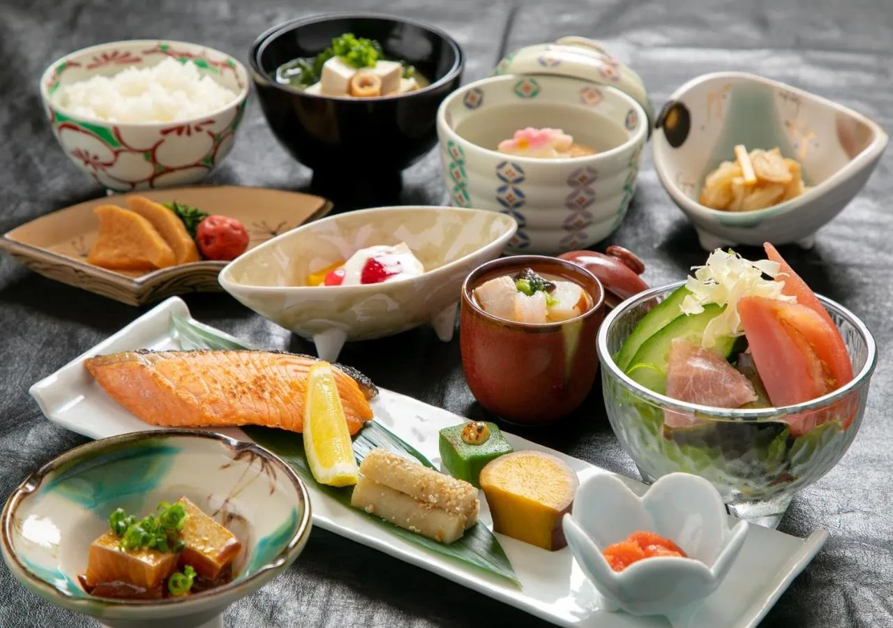 Yufuin Onsen Hinoharu Ryokan