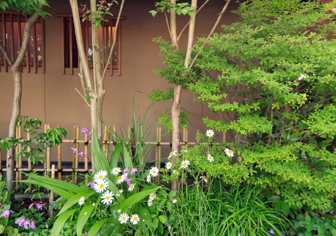 Yufuin Onsen Hinoharu Ryokan