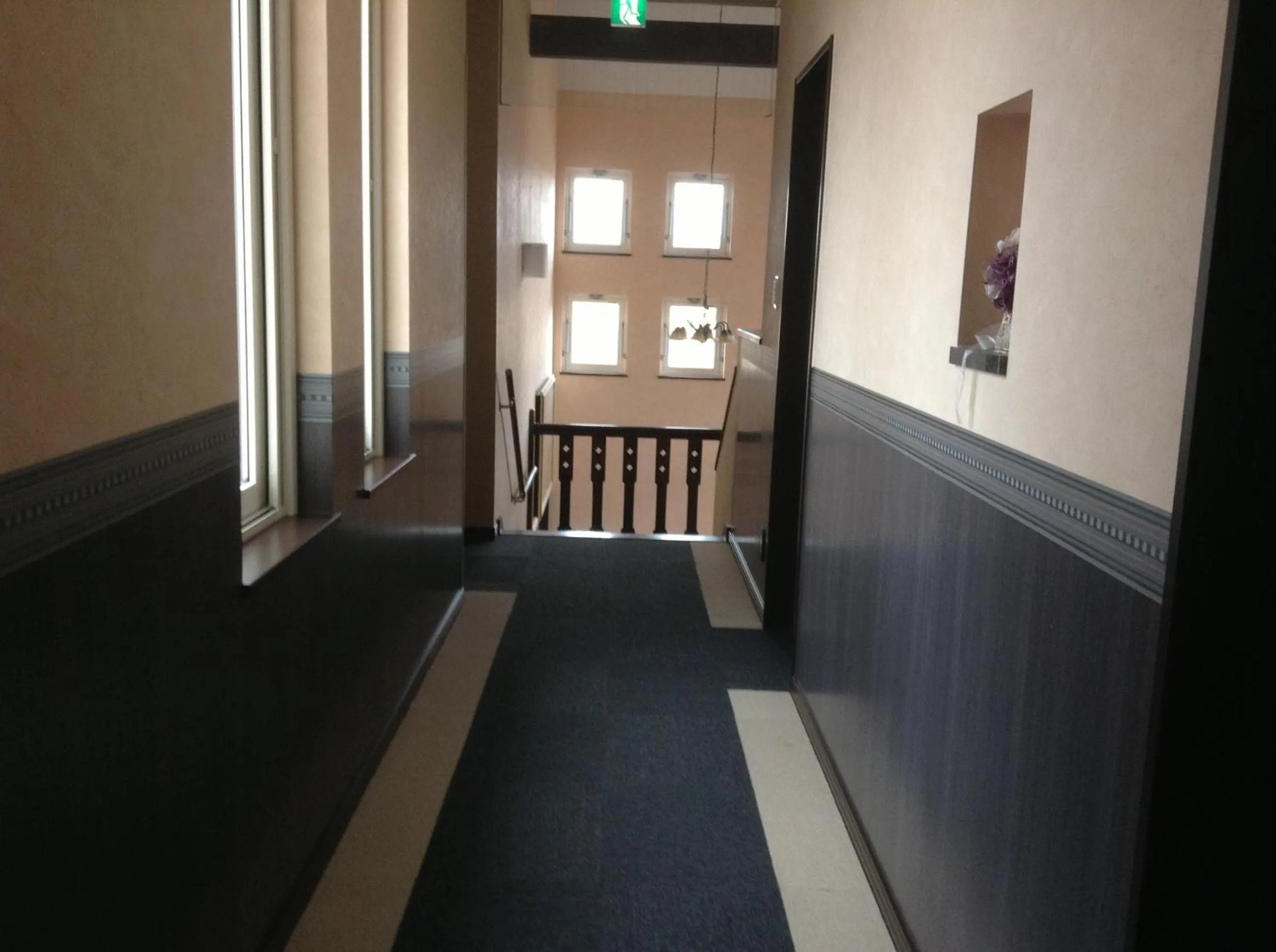 Day in Petit Hotel Blaneneige