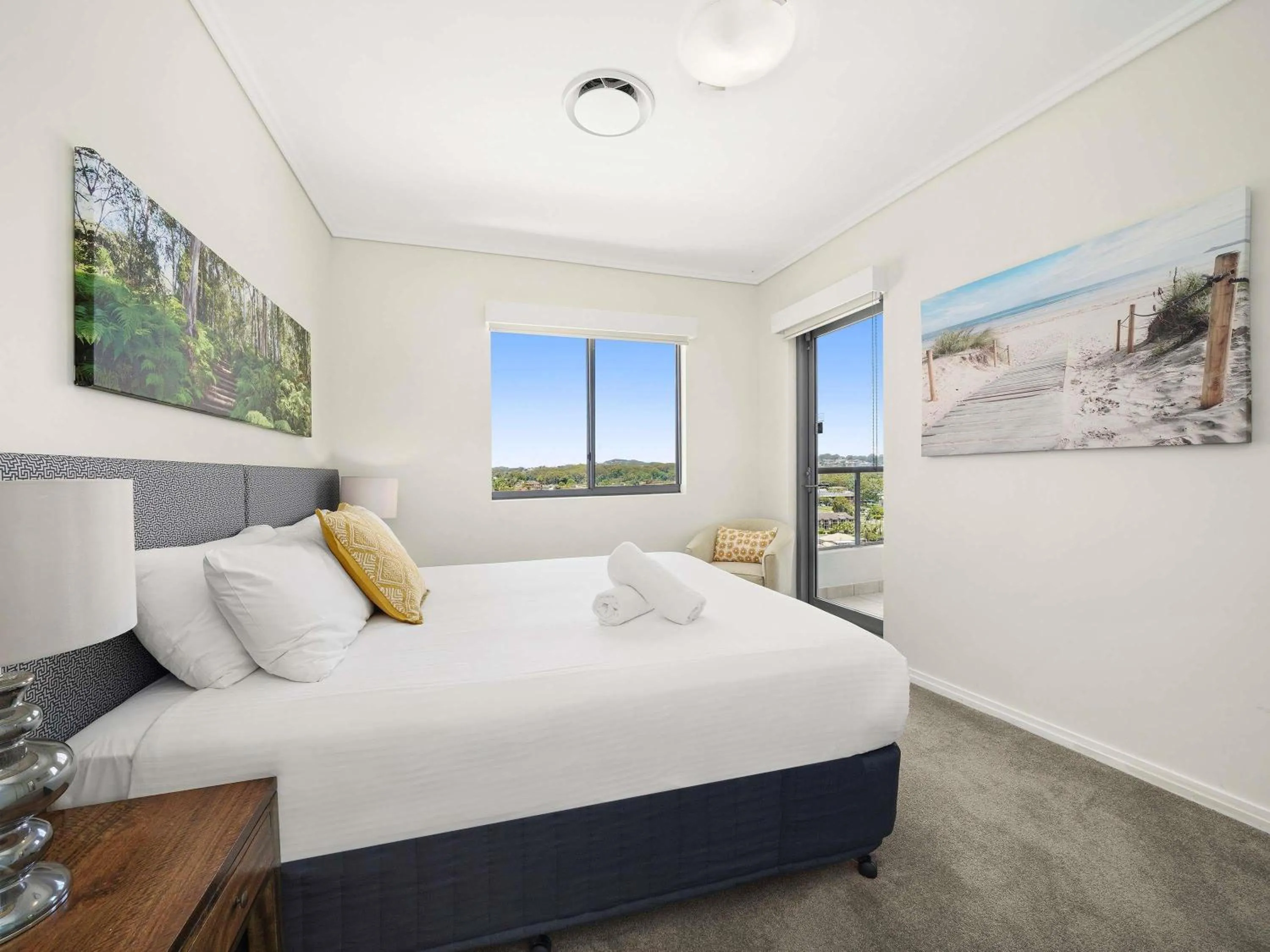 Bedroom, Bed in Mantra The Observatory