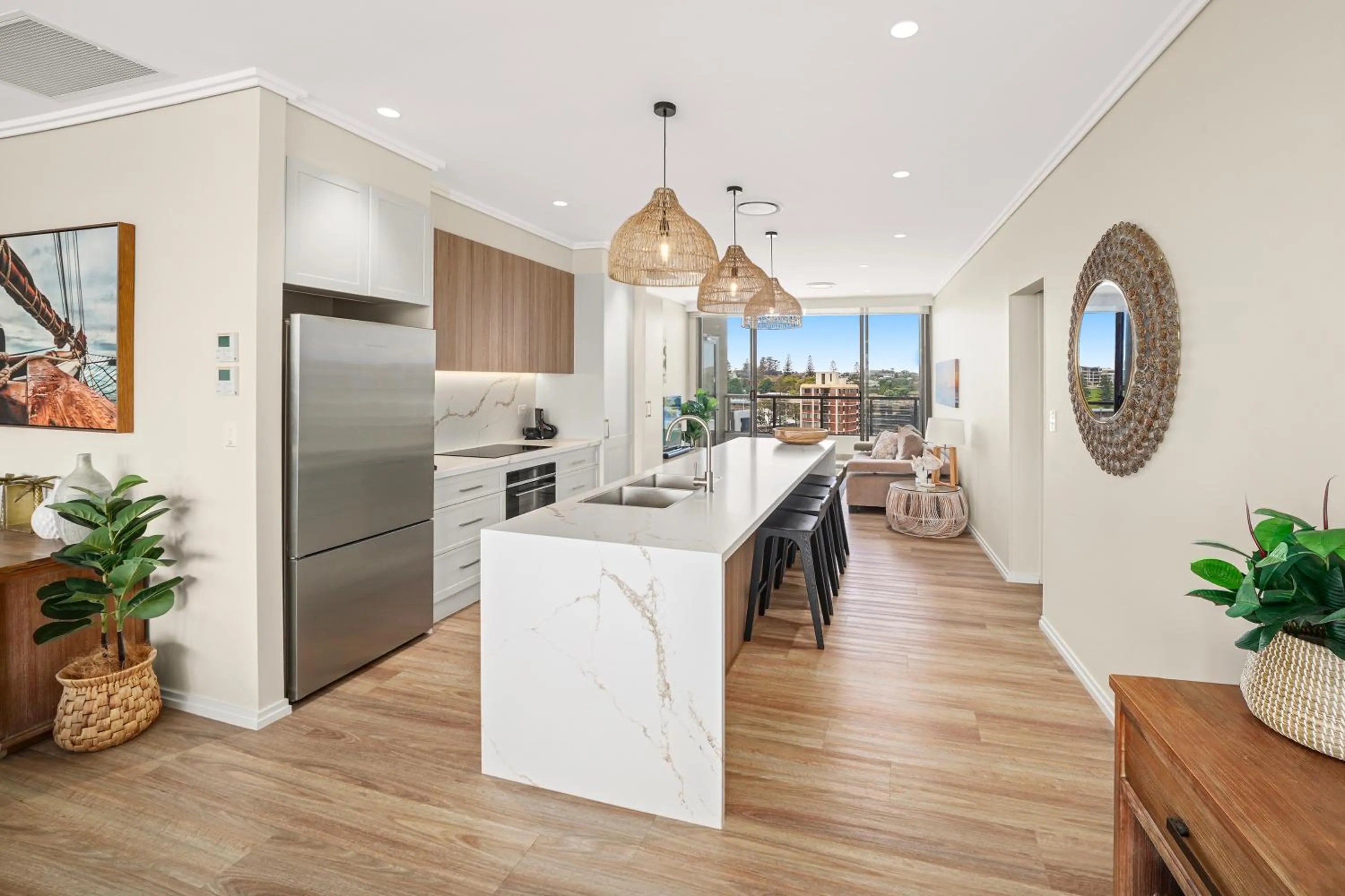 Kitchen or kitchenette in Mantra The Observatory