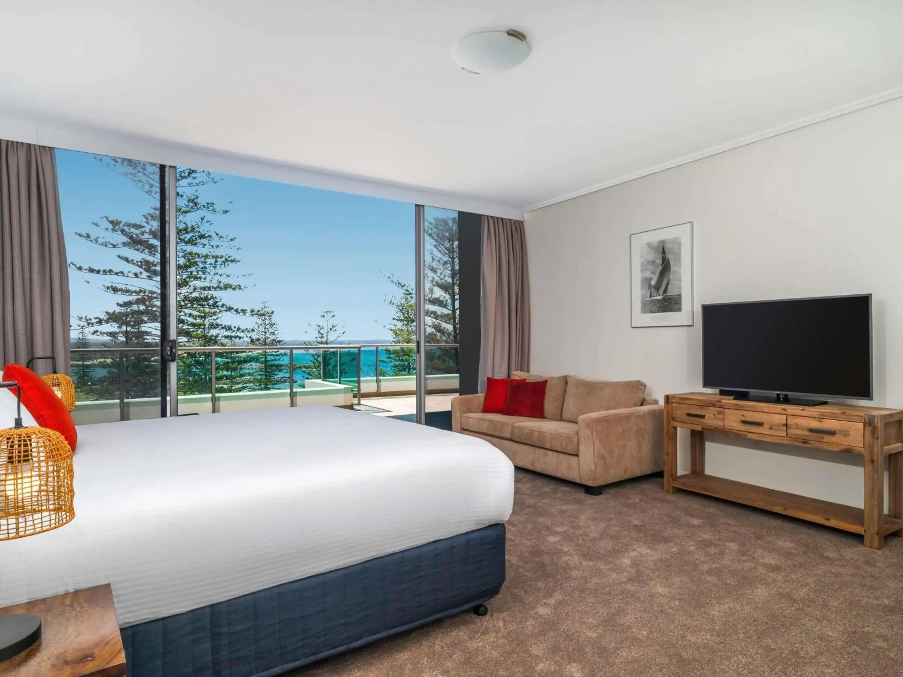 Property building, Bed in Mantra The Observatory Property building, Bed in Mantra The Observatory