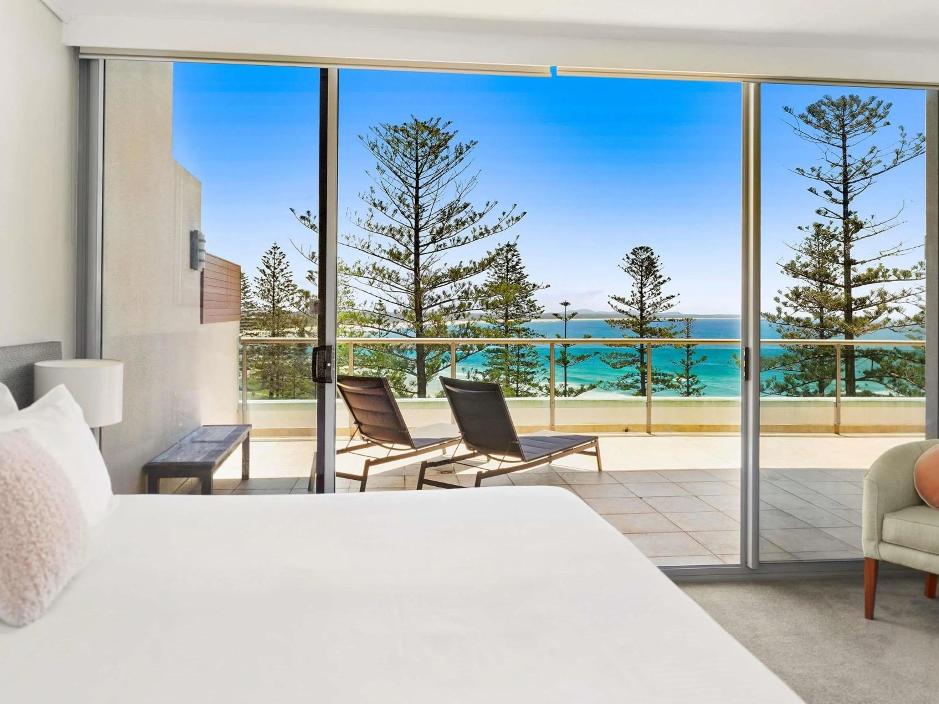 Bedroom, Bed in Mantra The Observatory