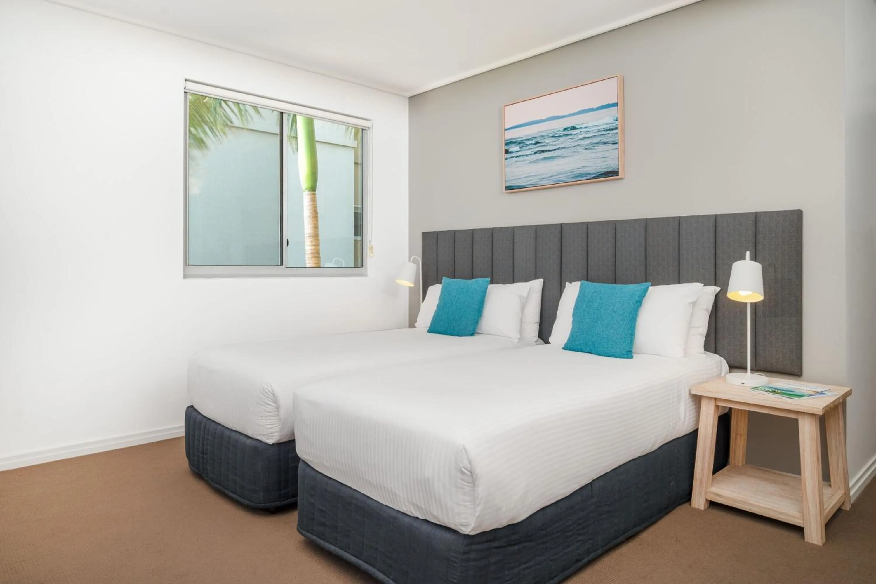 Bedroom, Bed in Mantra The Observatory