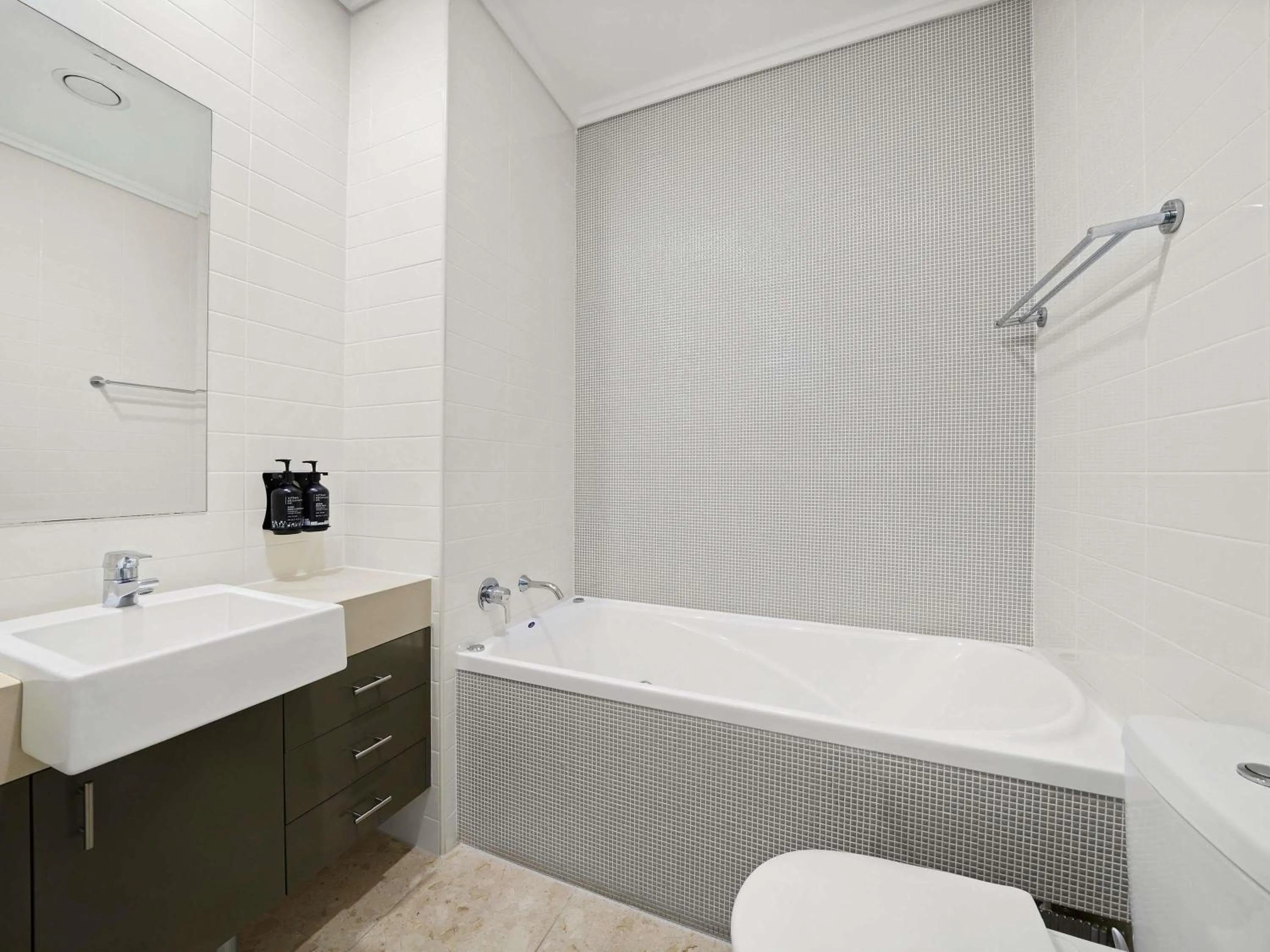 Bedroom in Mantra The Observatory