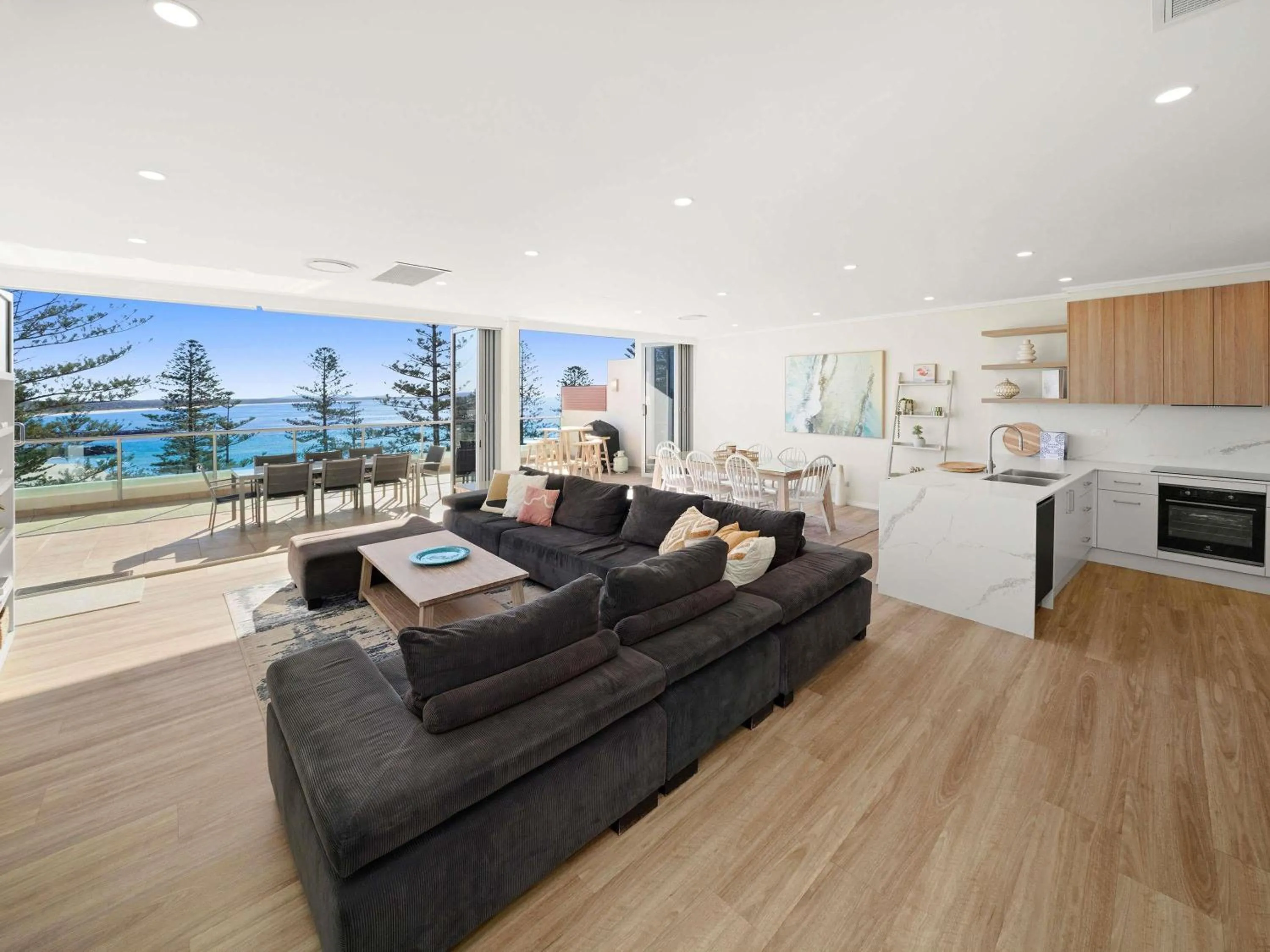 Bedroom in Mantra The Observatory