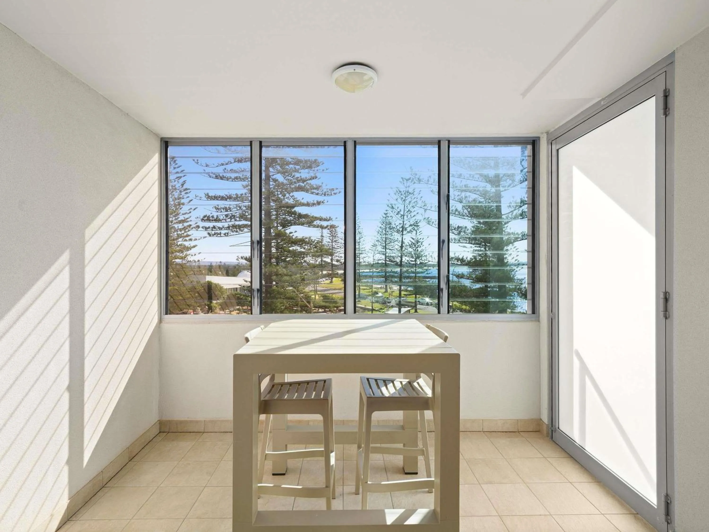 Bedroom in Mantra The Observatory