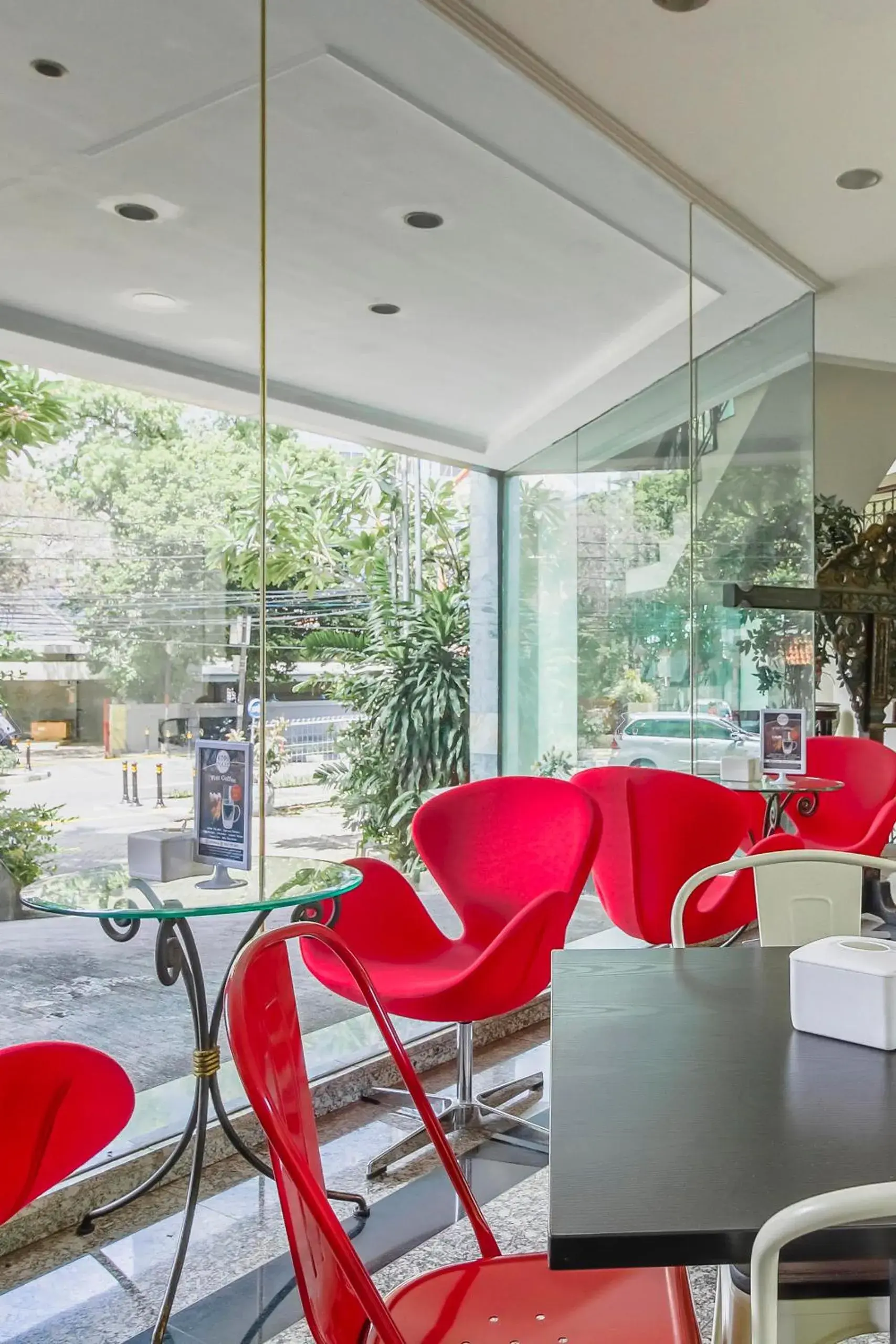 Restaurant/places to eat in Paragon Wahid Hasyim Restaurant/places to eat in Paragon Wahid Hasyim