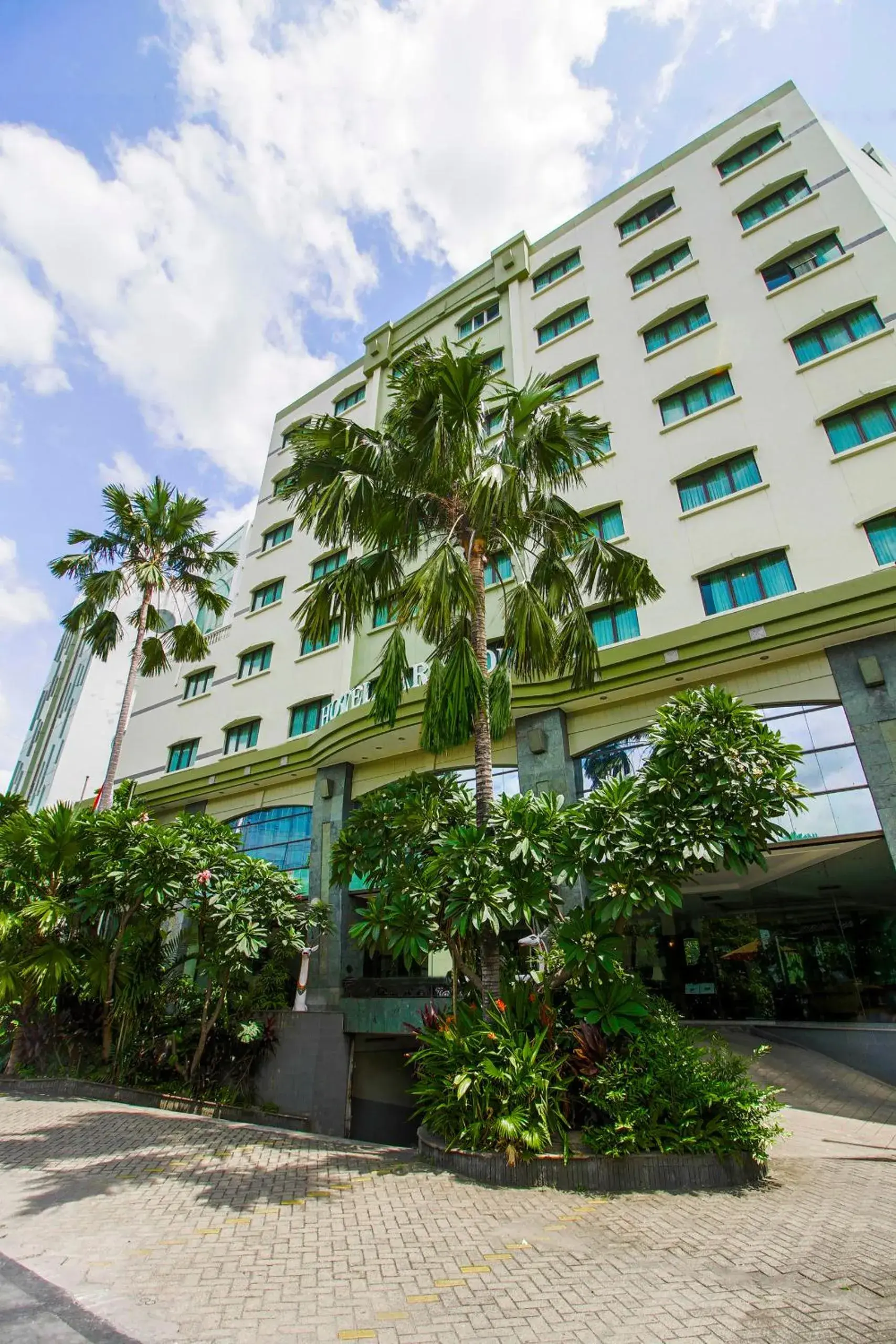 Property building in Paragon Wahid Hasyim Property building in Paragon Wahid Hasyim