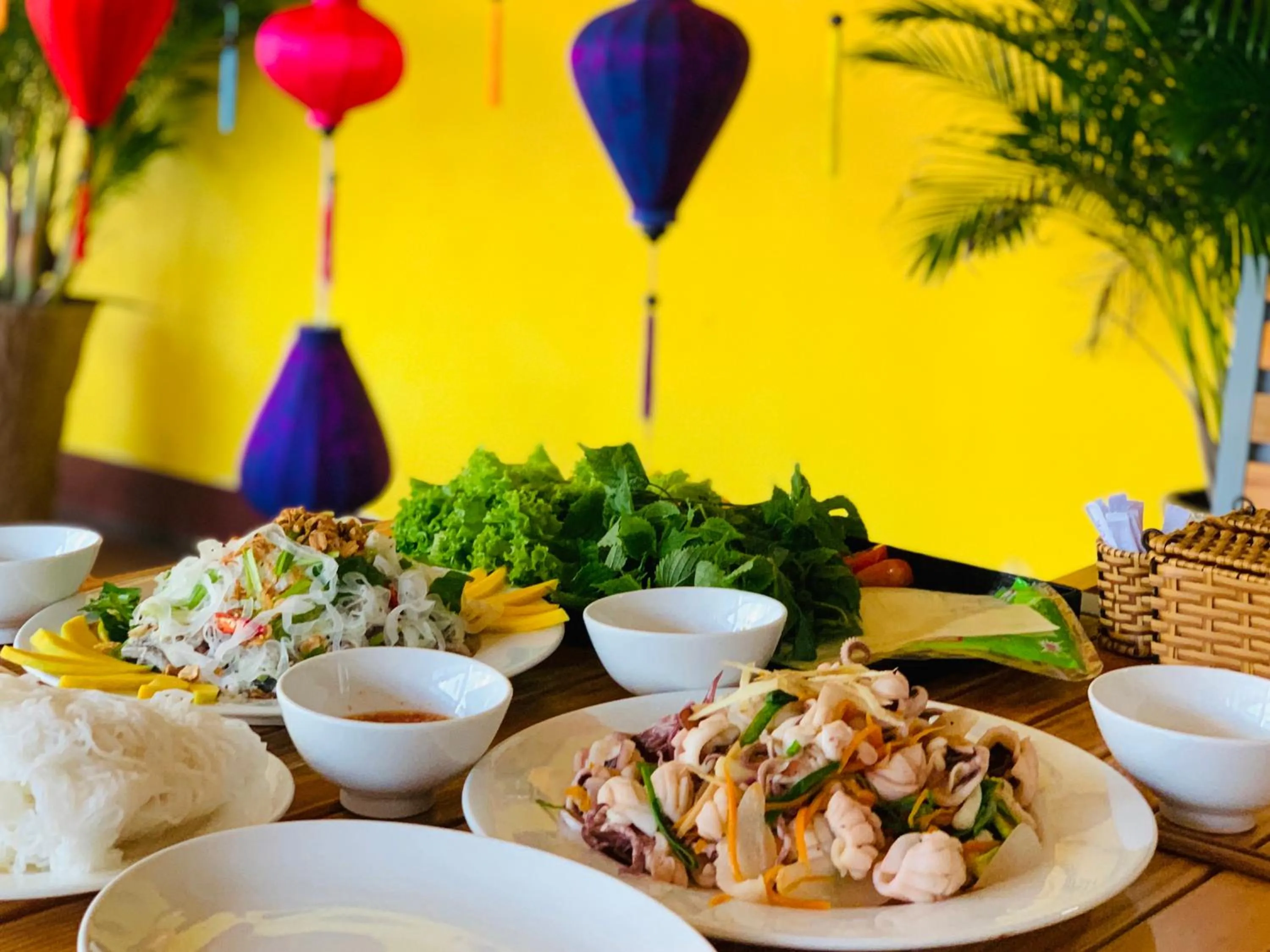 Lunch in Canary Bungalow