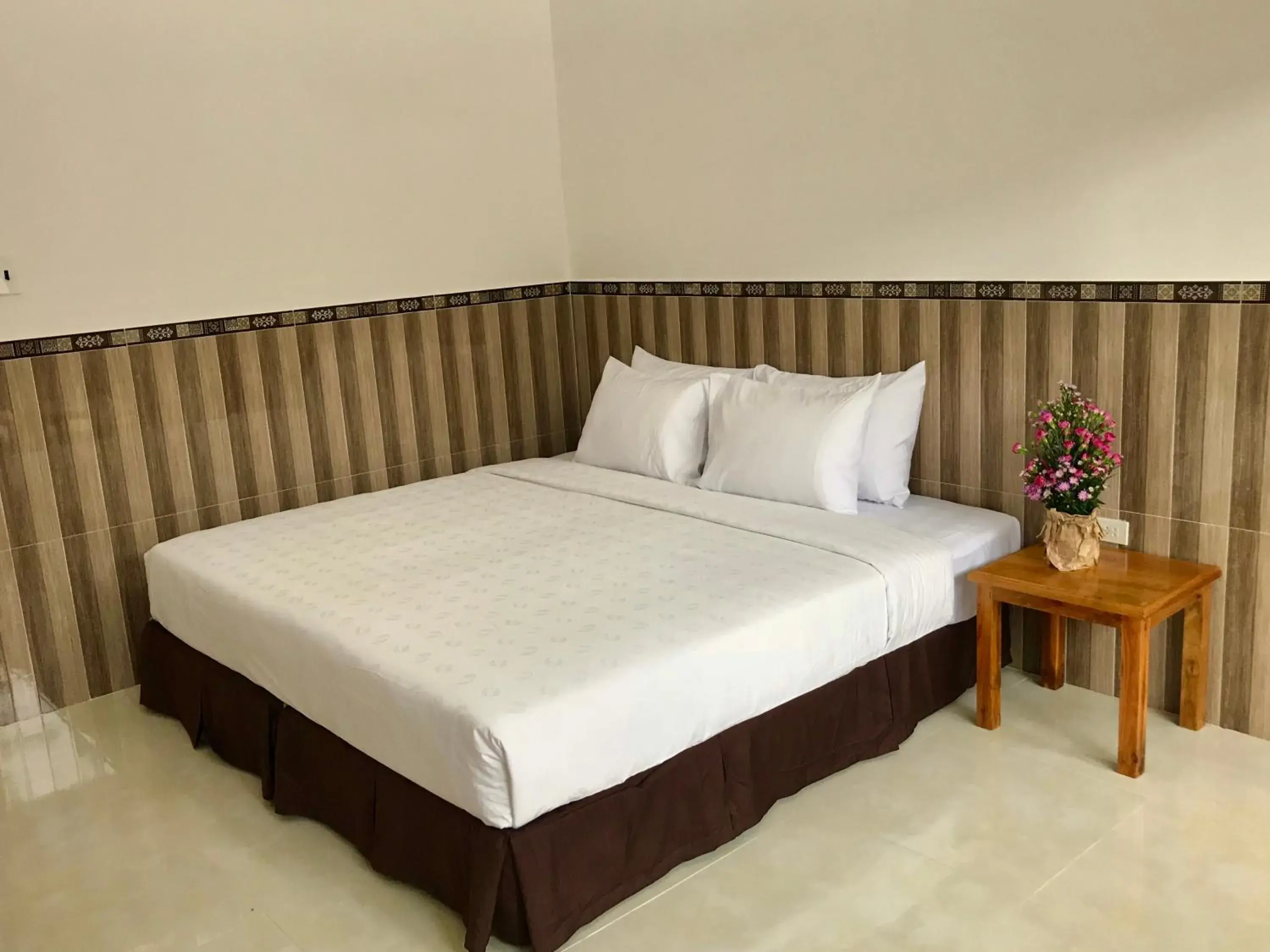 Double Room with Garden View in Canary Bungalow Double Room with Garden View in Canary Bungalow