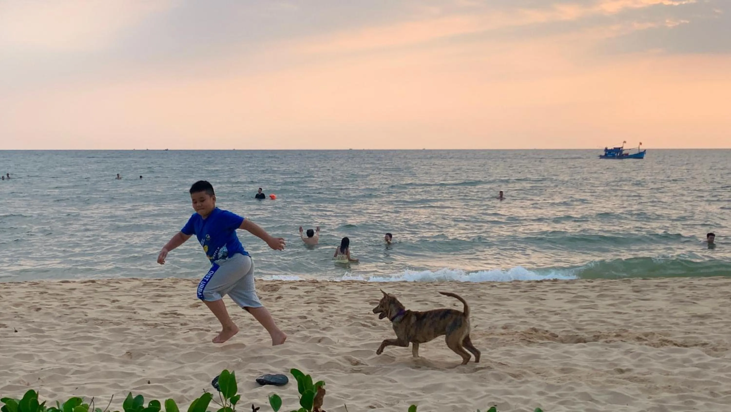 People in Canary Bungalow