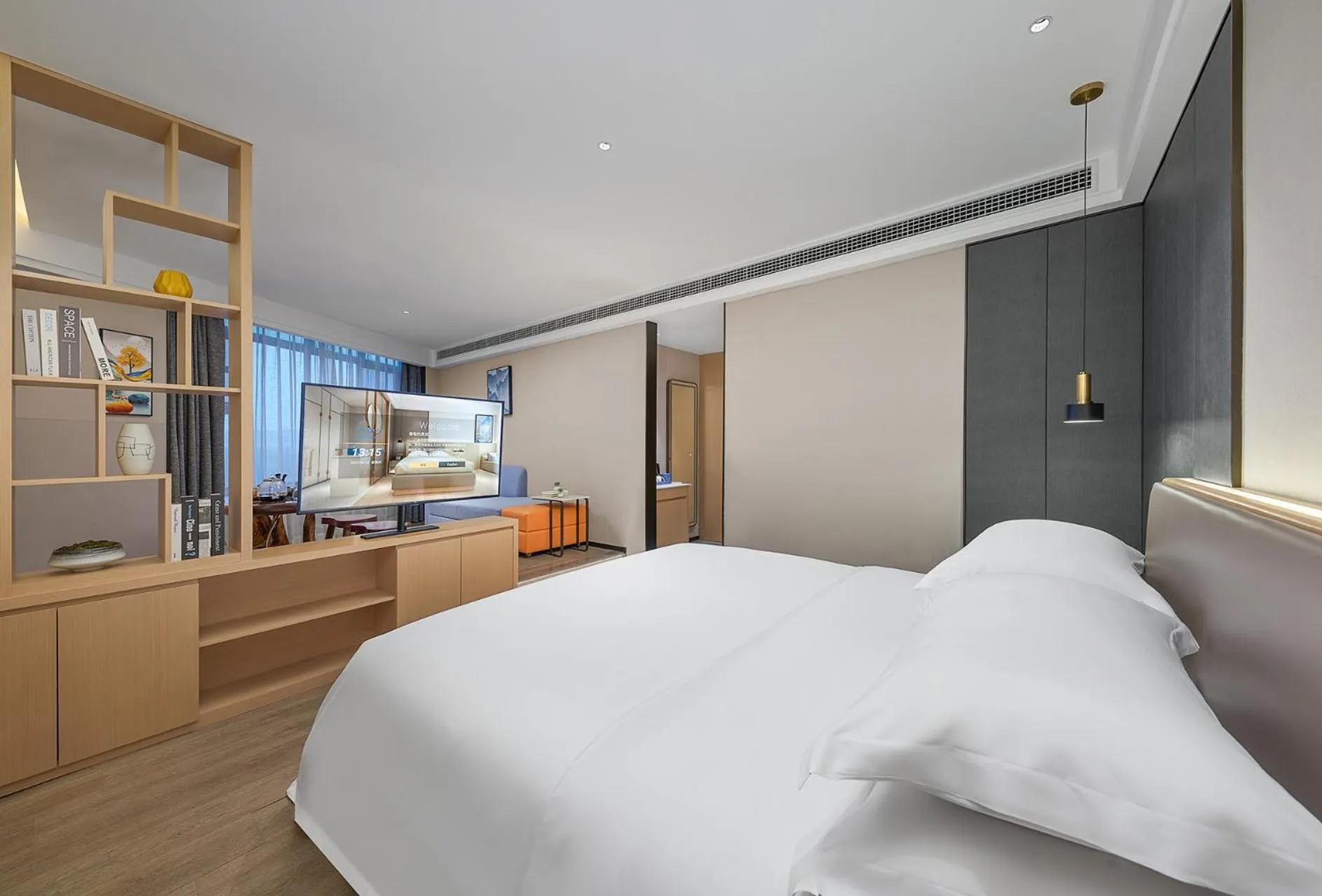 Bed in Fengyue Light Shang Hotel Guangzhou Baiyun Airport Store