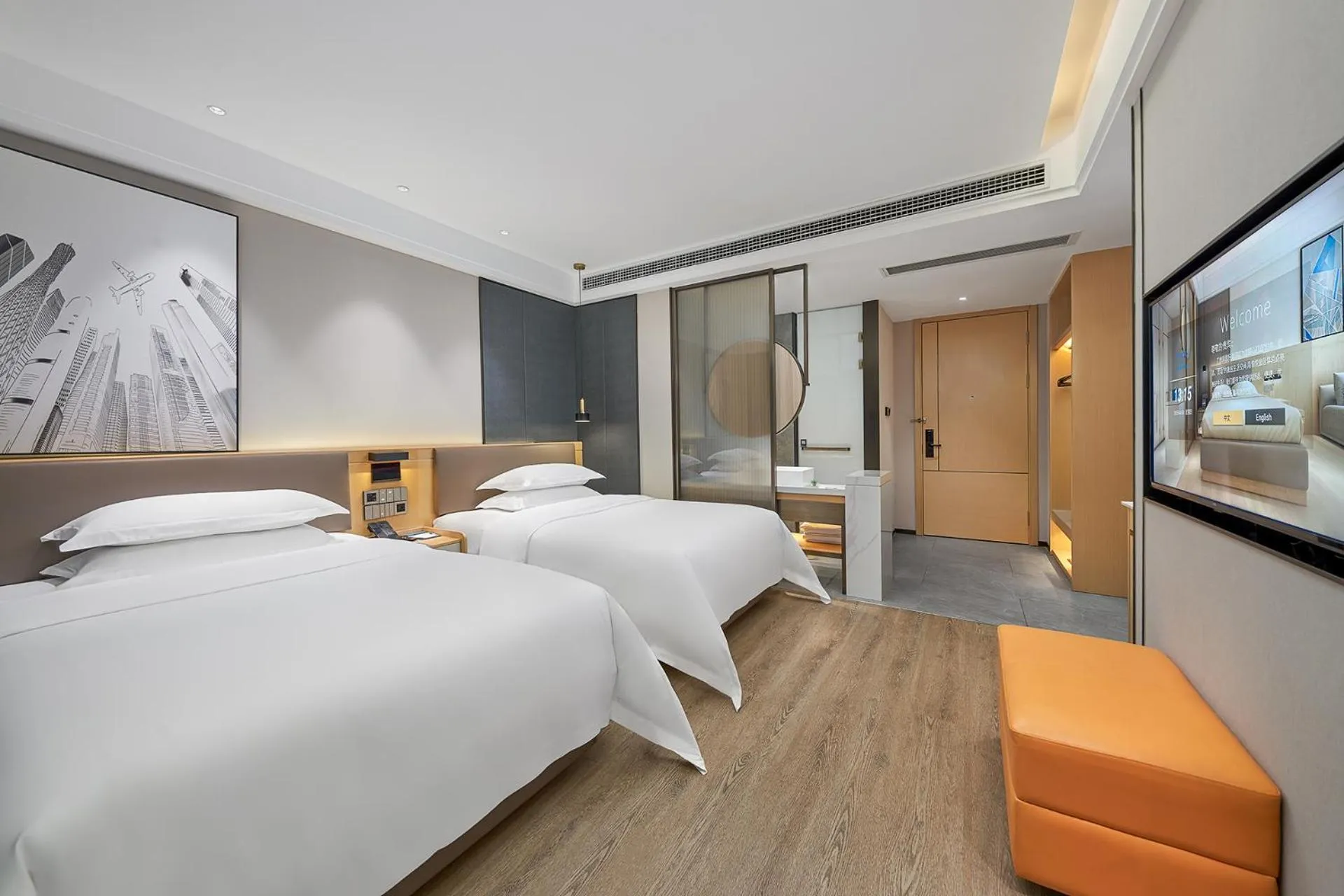 Photo of the whole room, Bed in Fengyue Light Shang Hotel Guangzhou Baiyun Airport Store