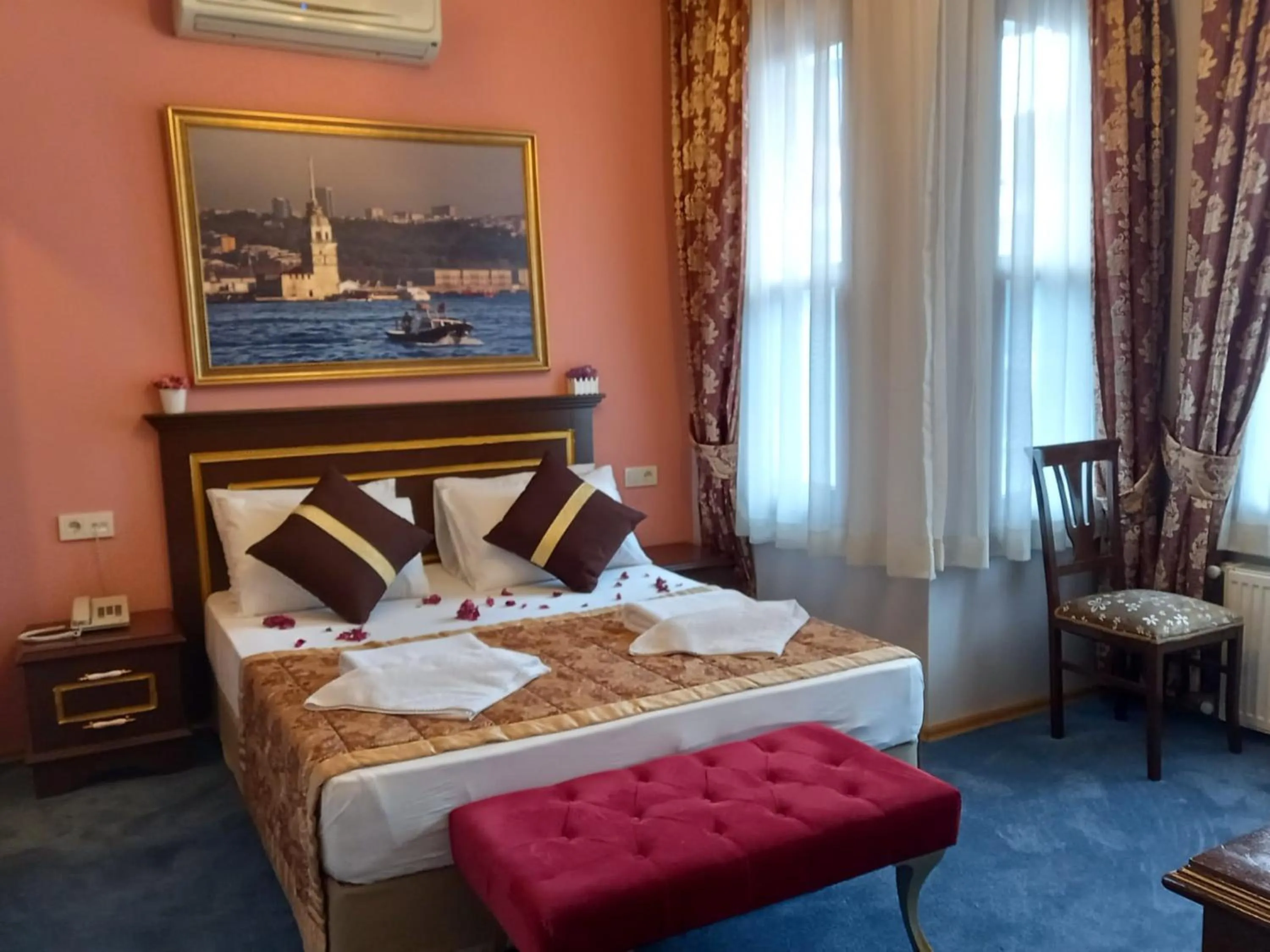 Bedroom, Bed in Emirhan Hotel, Sultanahmet