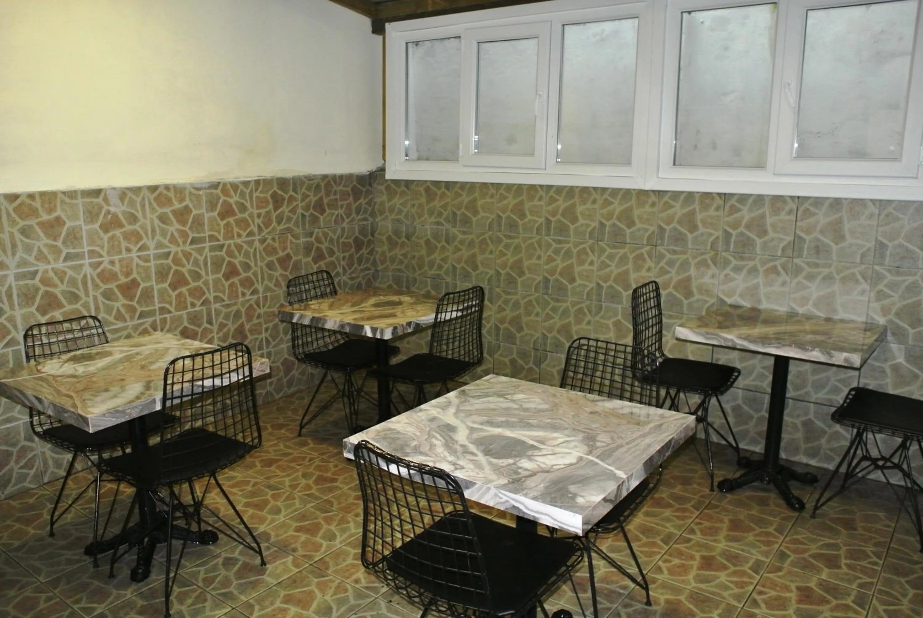 Garden in Emirhan Hotel, Sultanahmet