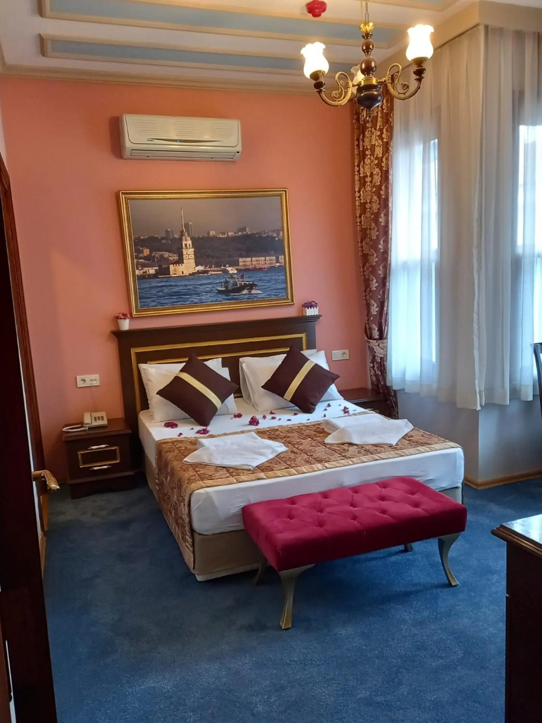 Bedroom, Bed in Emirhan Hotel, Sultanahmet