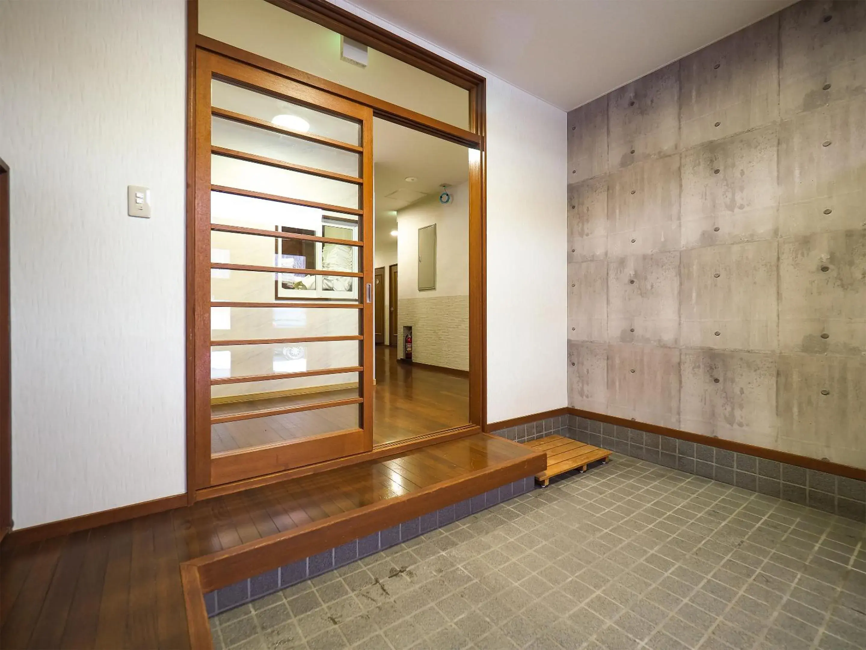 Facade/entrance in Petit Hotel Gracey Tomamu Facade/entrance in Petit Hotel Gracey Tomamu