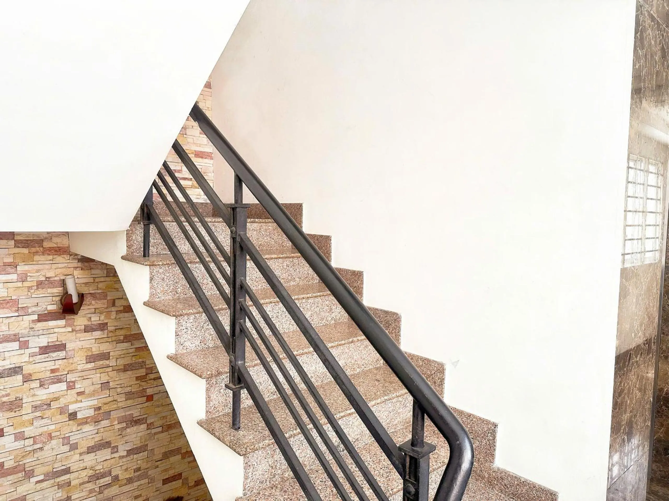 Restaurant/places to eat in Vuong Tai Hotel