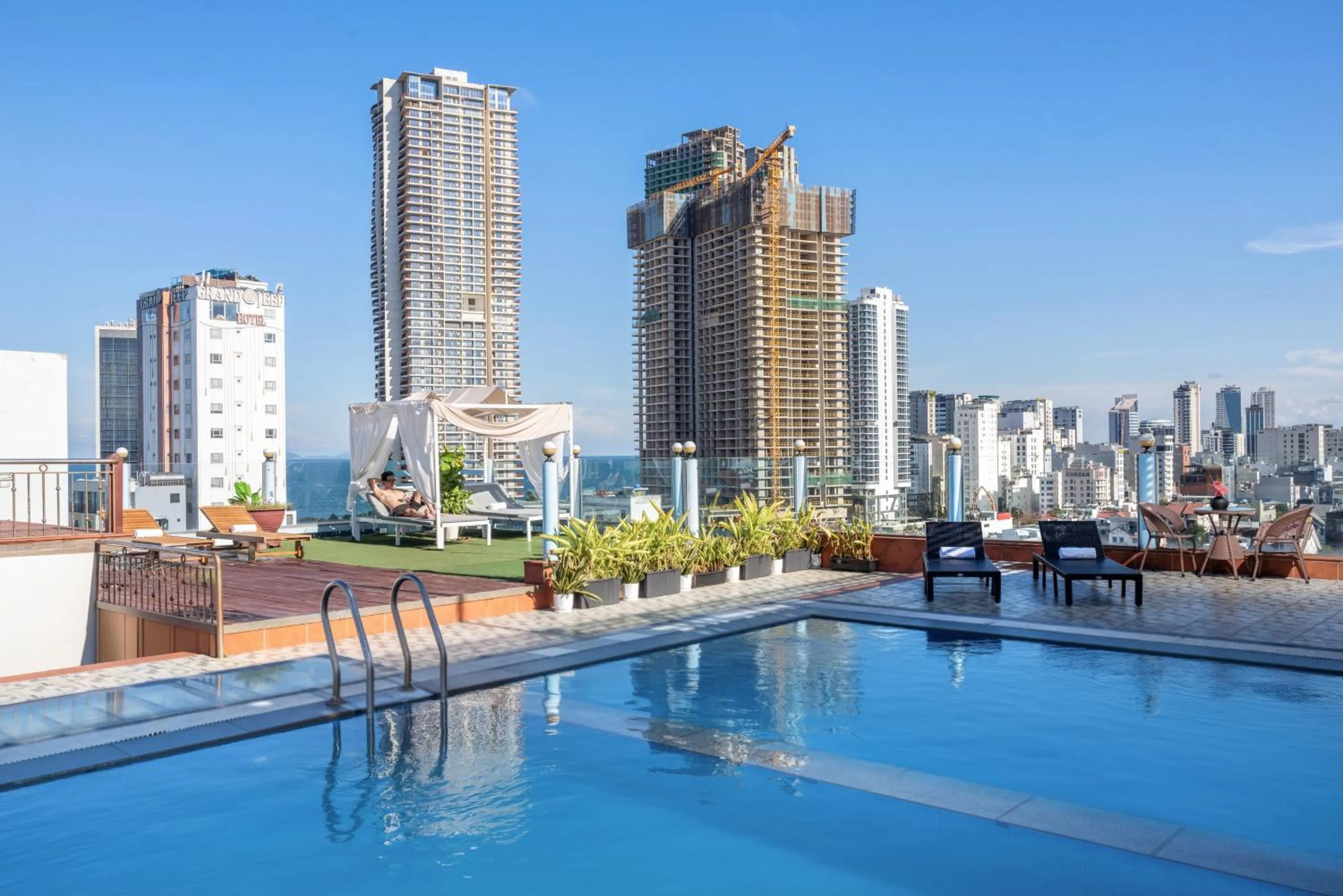 Property building in Star Hotel and Fitness- Free Sauna