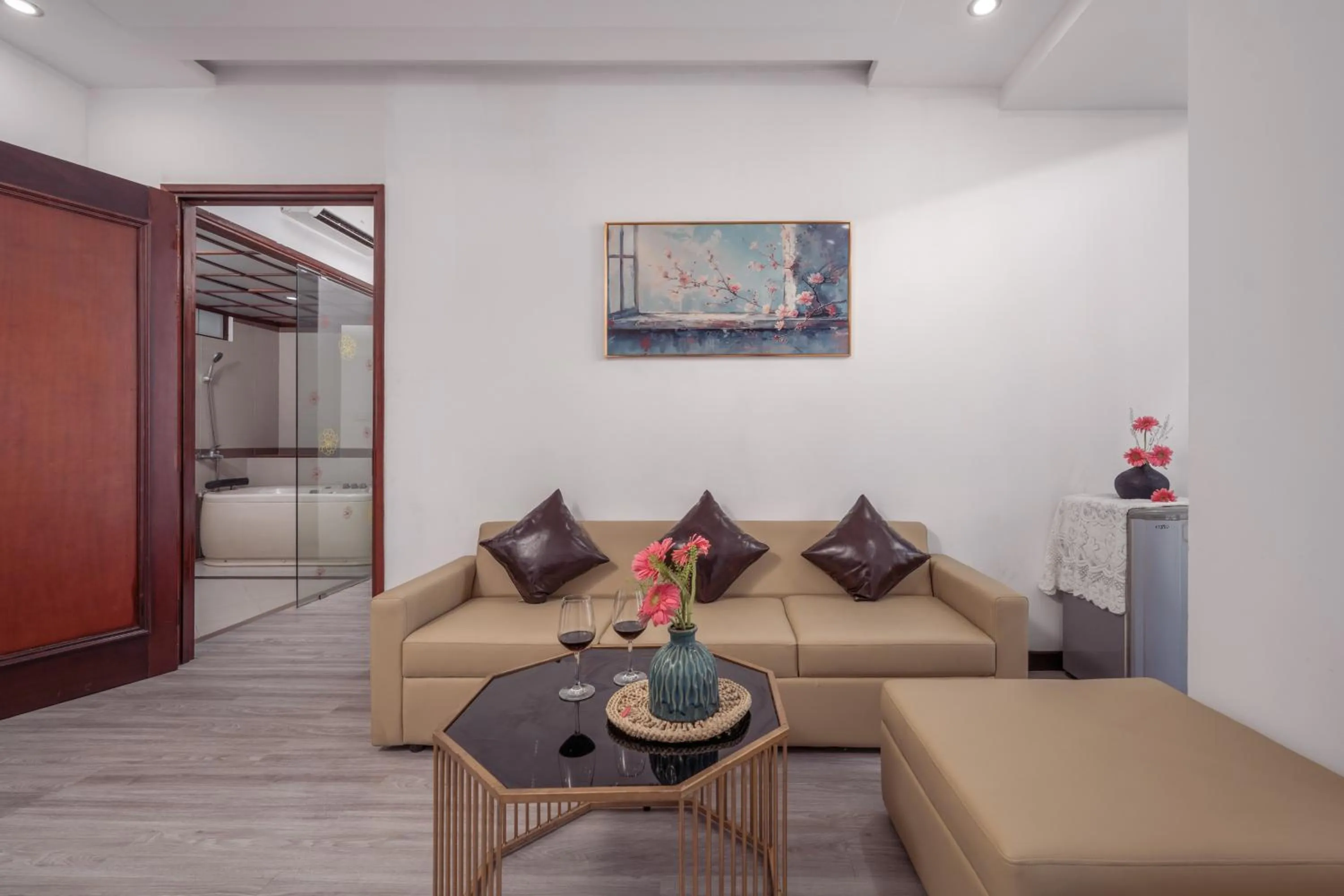 Seating area in Star Hotel and Fitness- Free Sauna