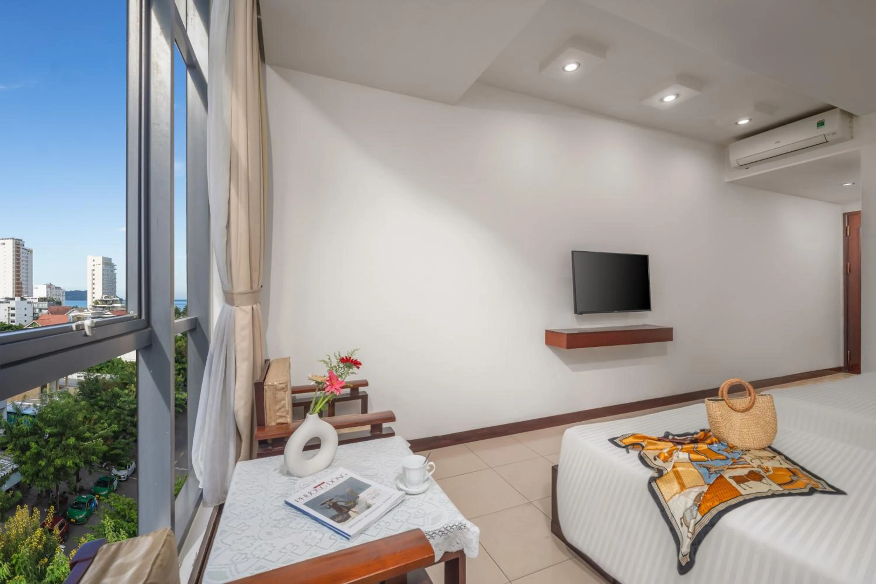 Bed in Star Hotel and Fitness- Free Sauna