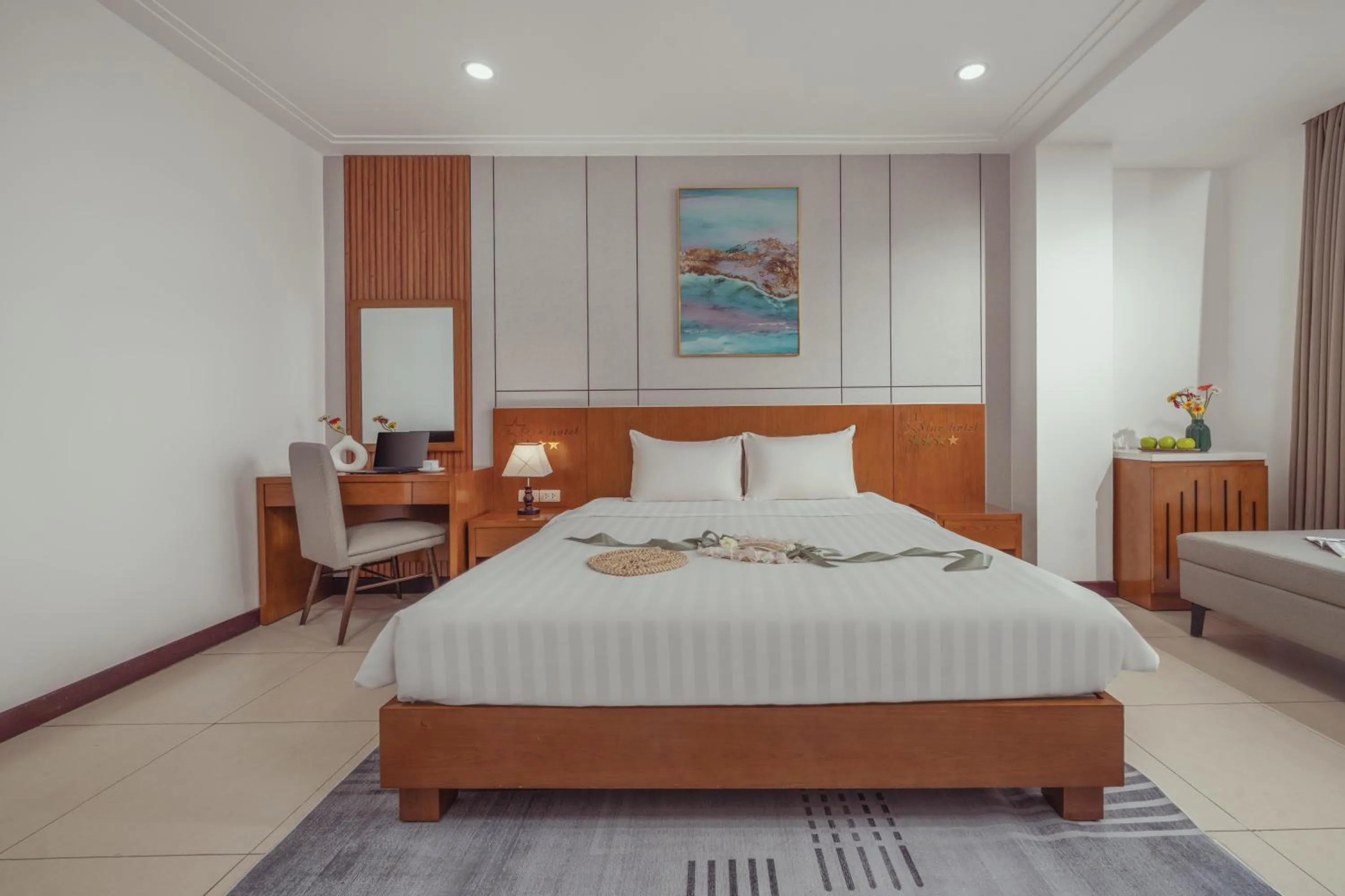 Bed in Star Hotel and Fitness- Free Sauna