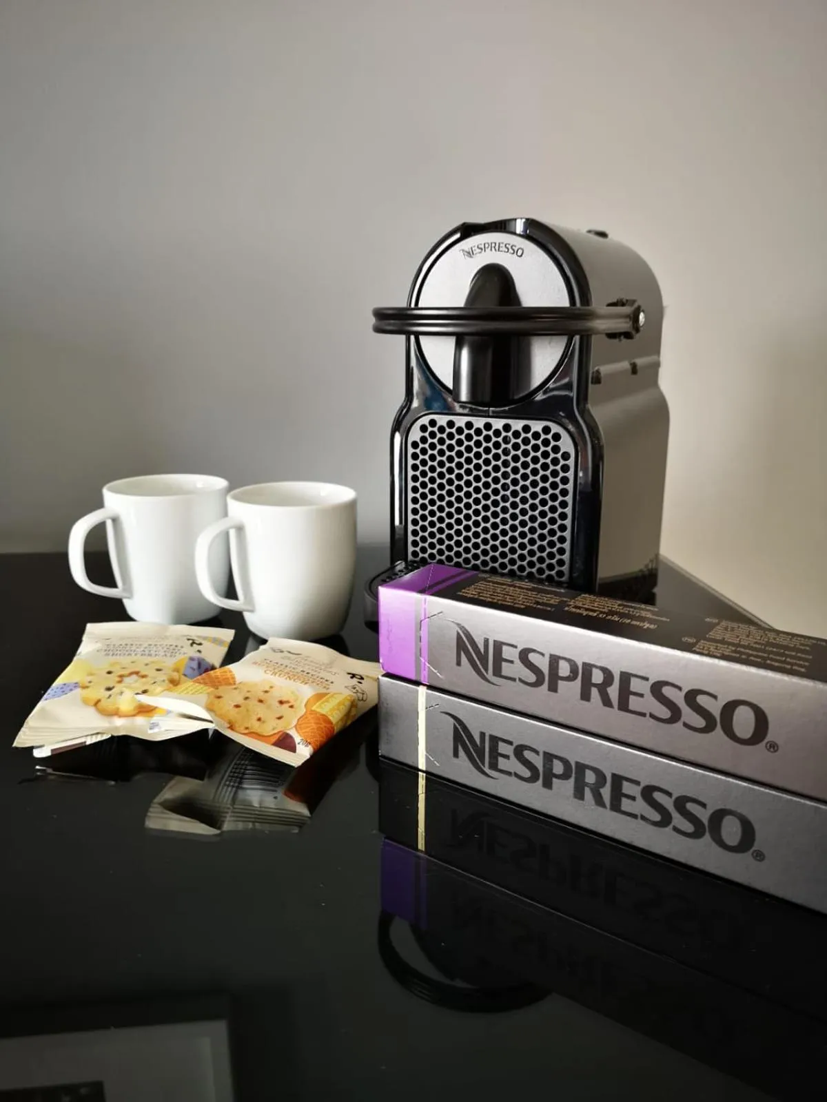 Coffee/tea facilities in Bay and Bridge