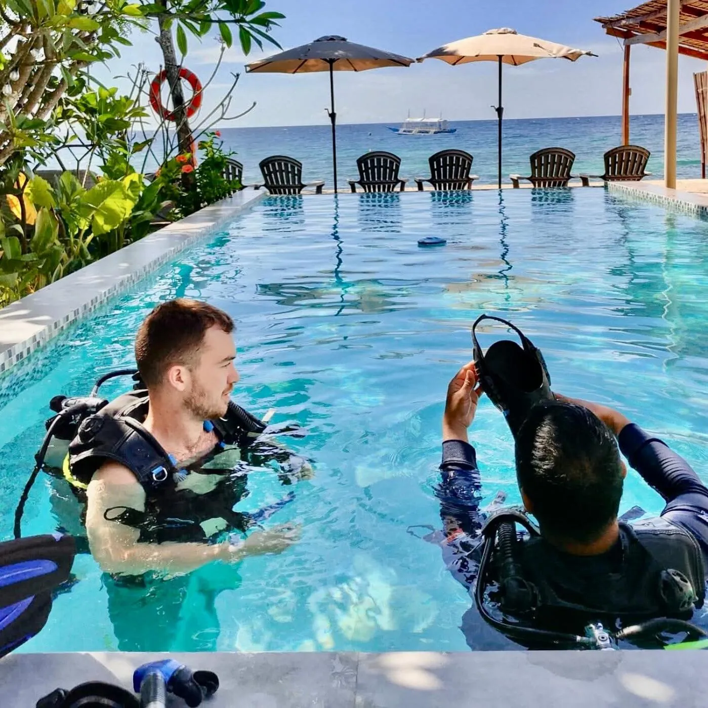 Southseas Beach Resort and Dive Center