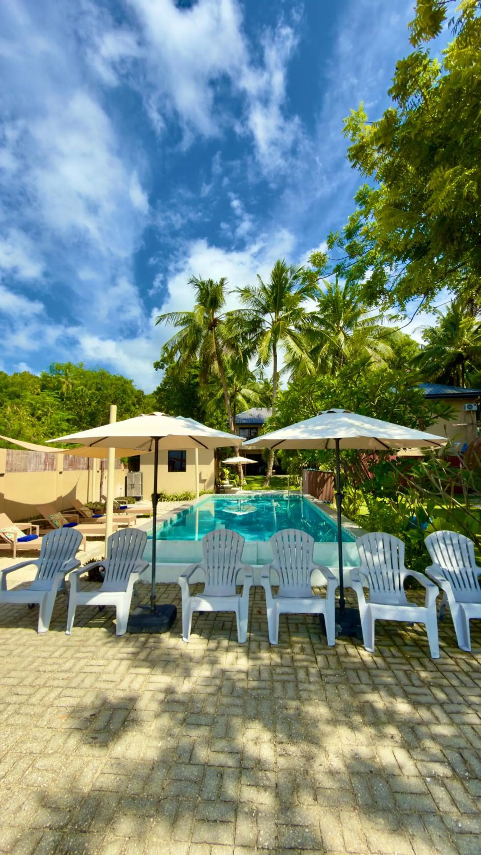 Southseas Beach Resort and Dive Center